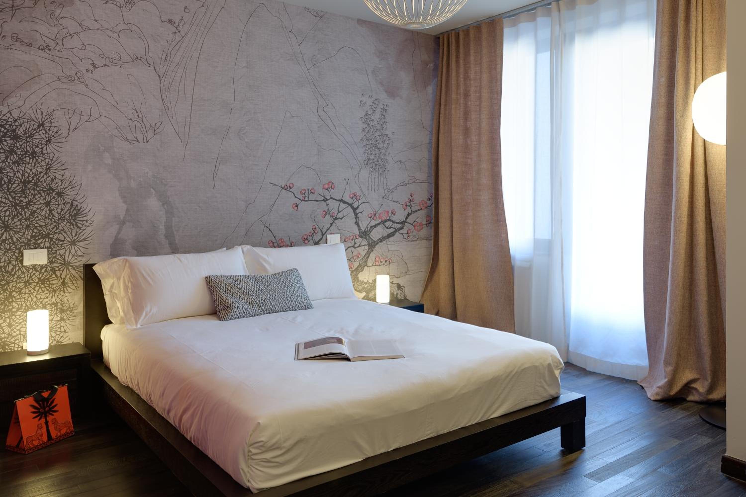 Large Double Room photo 1