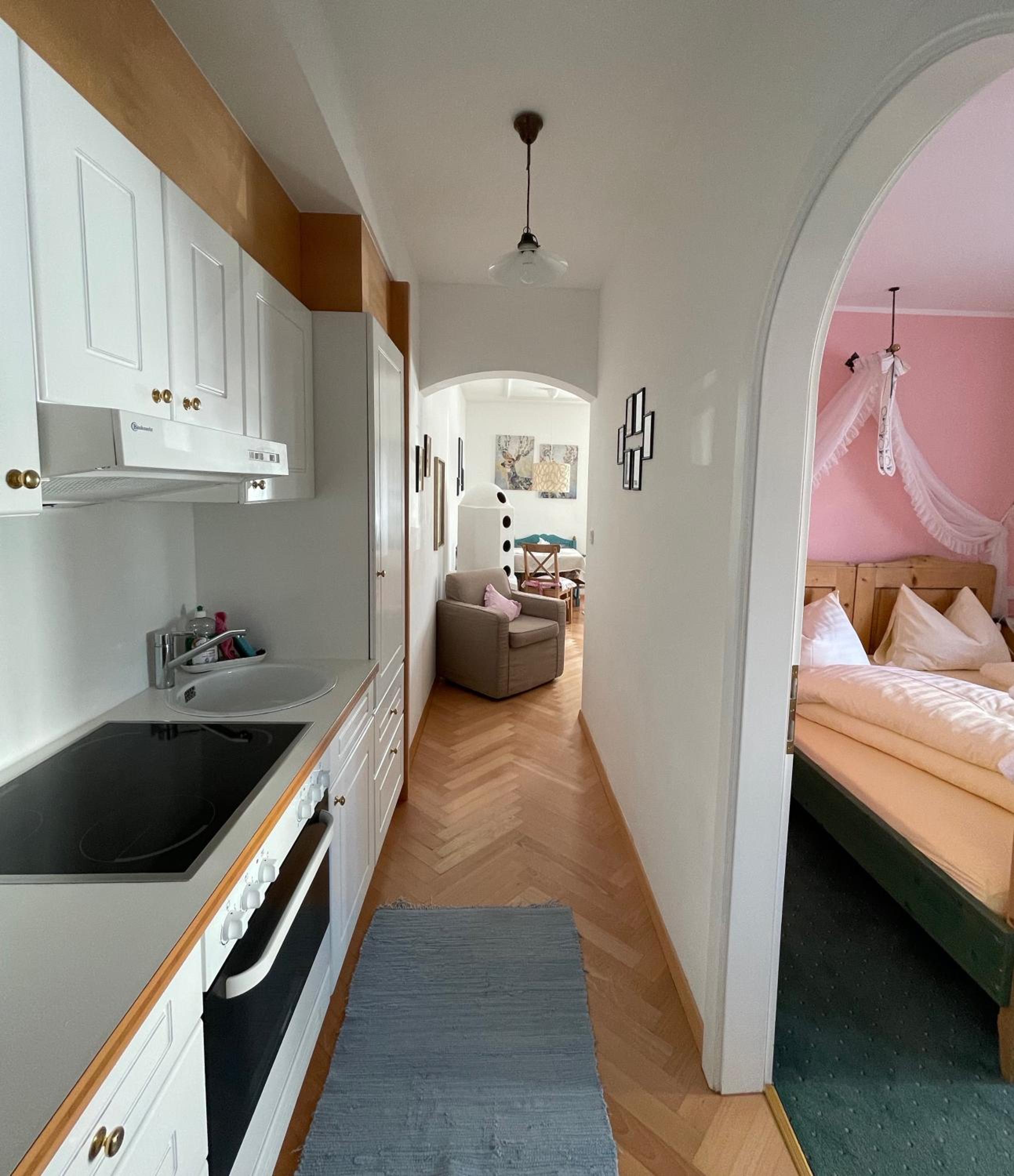 2-Room Apartment Ground Floor photo 3