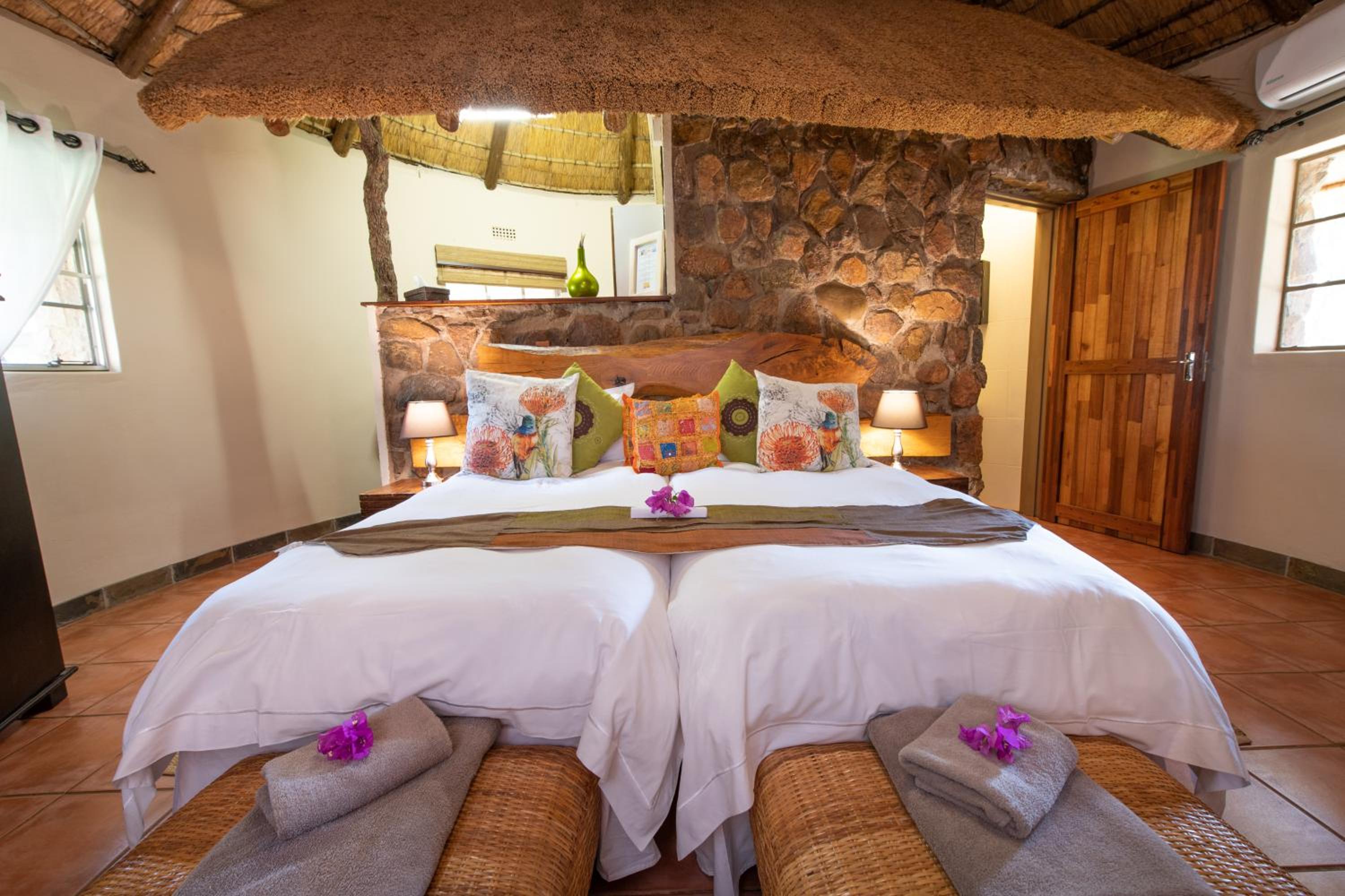Double Room - Photo 2