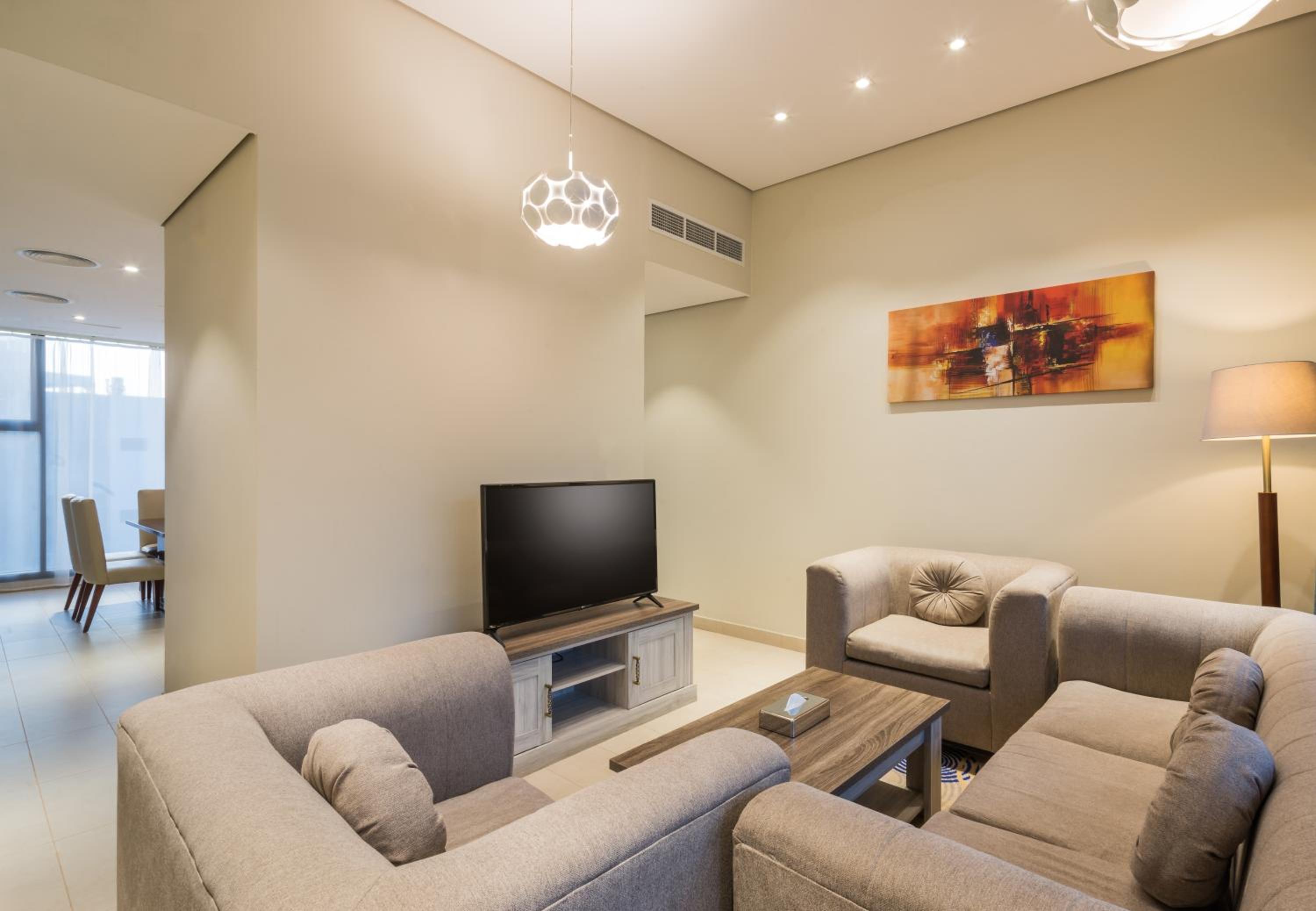 Standard Suite with City View	 photo 1