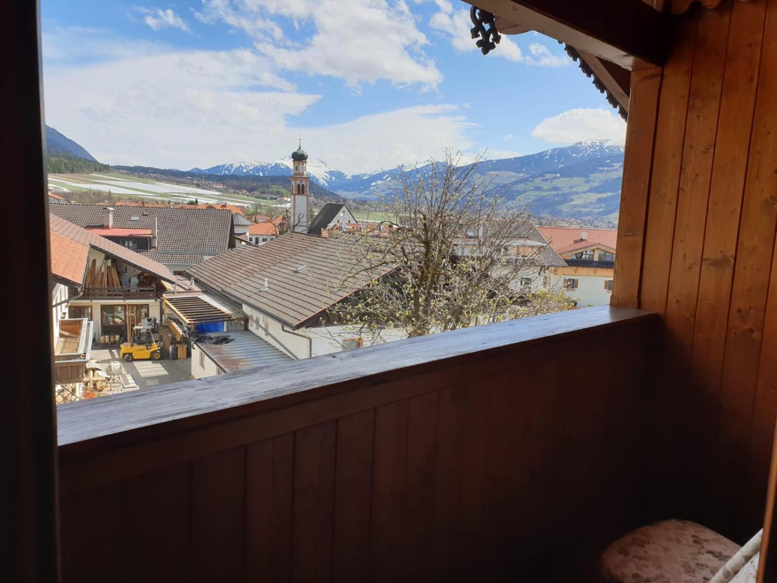 Triple Room with Balcony - Photo 4