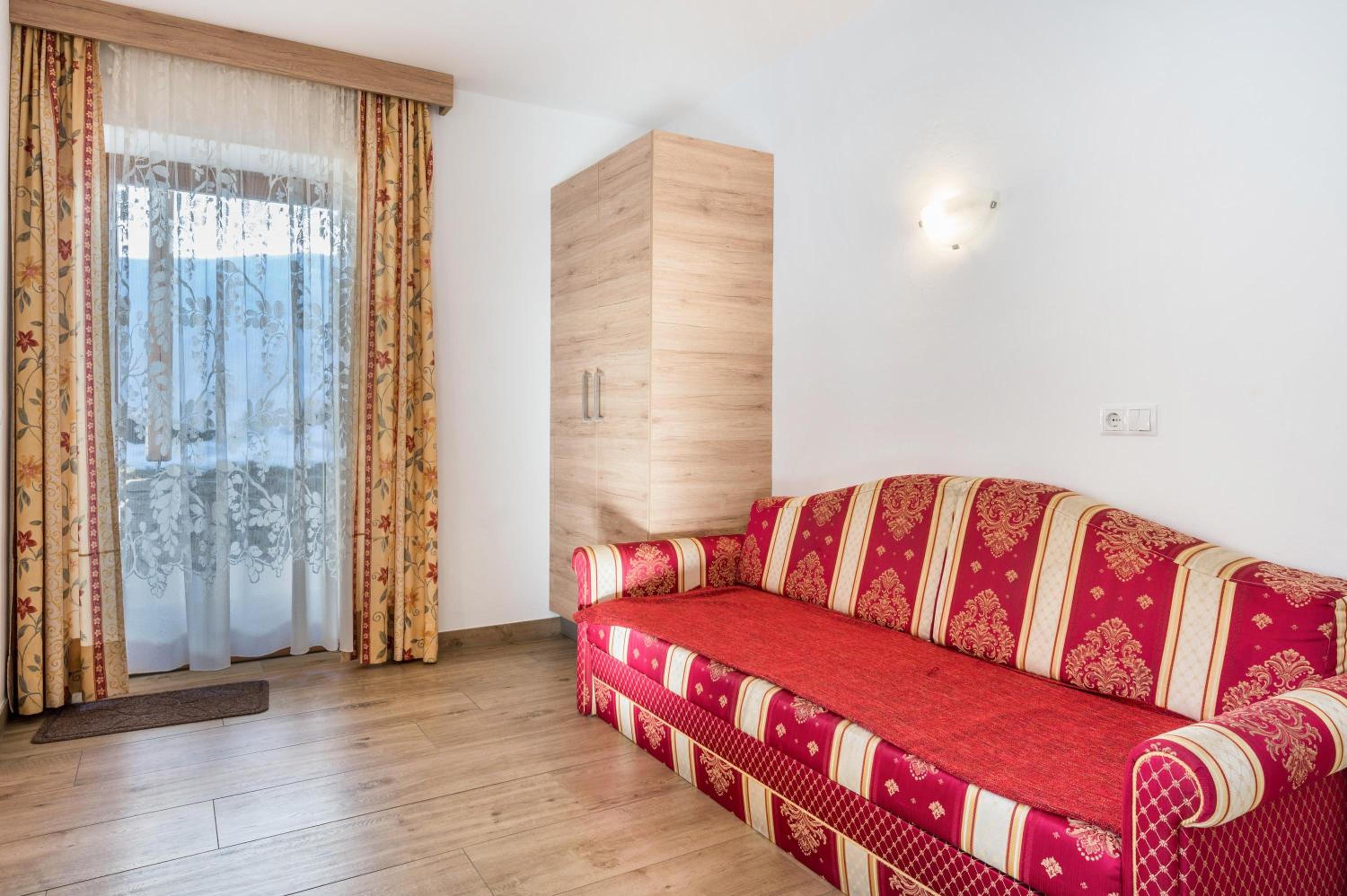 Superior One-Bedroom Apartment with Balcony