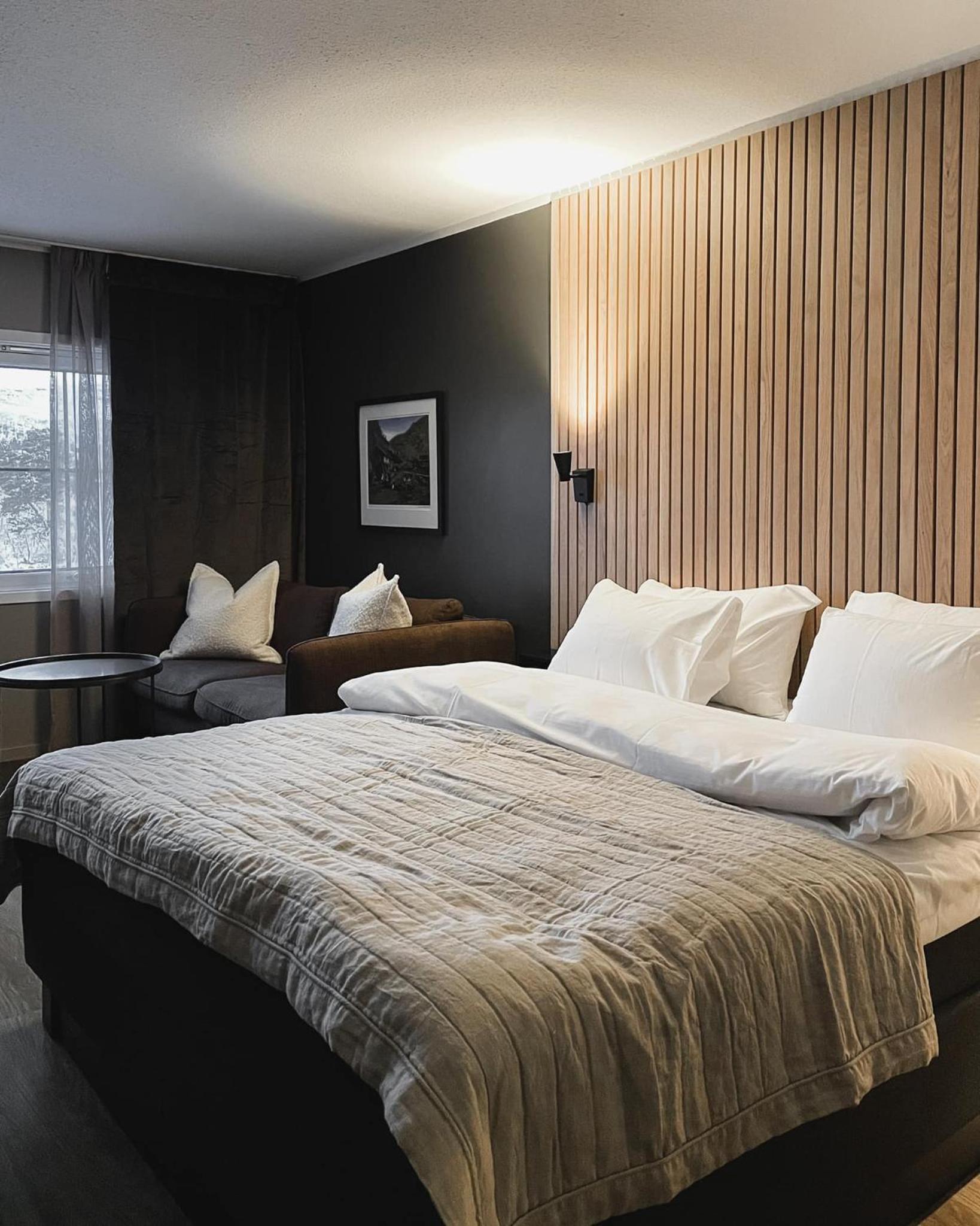 Double Room with Mountain View