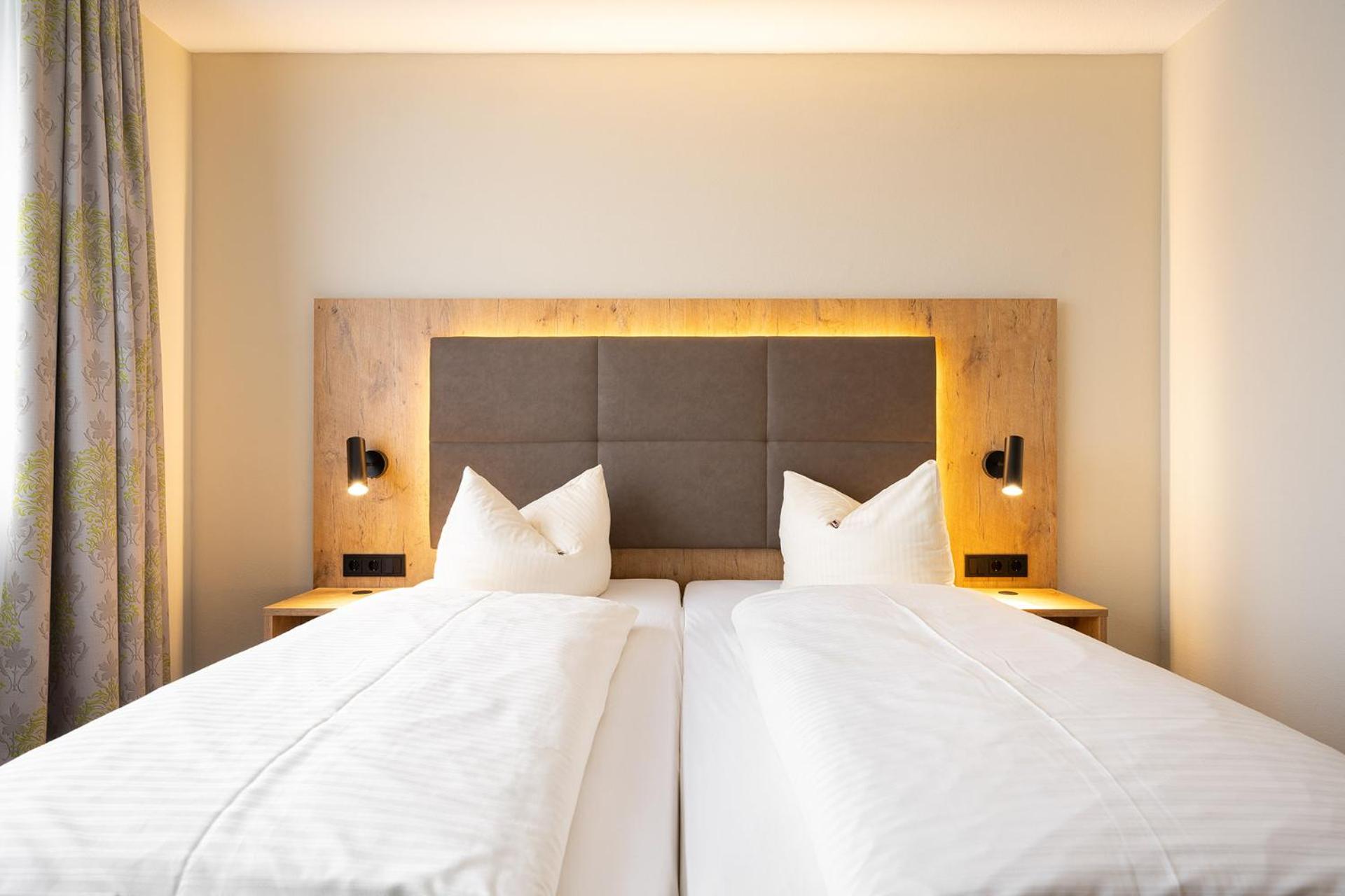 Double Room - Photo 3