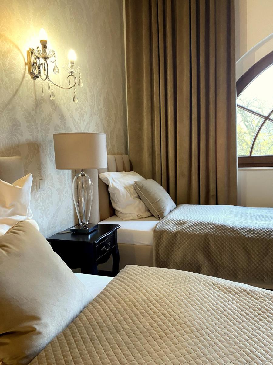 Luxury Twin Room photo 2