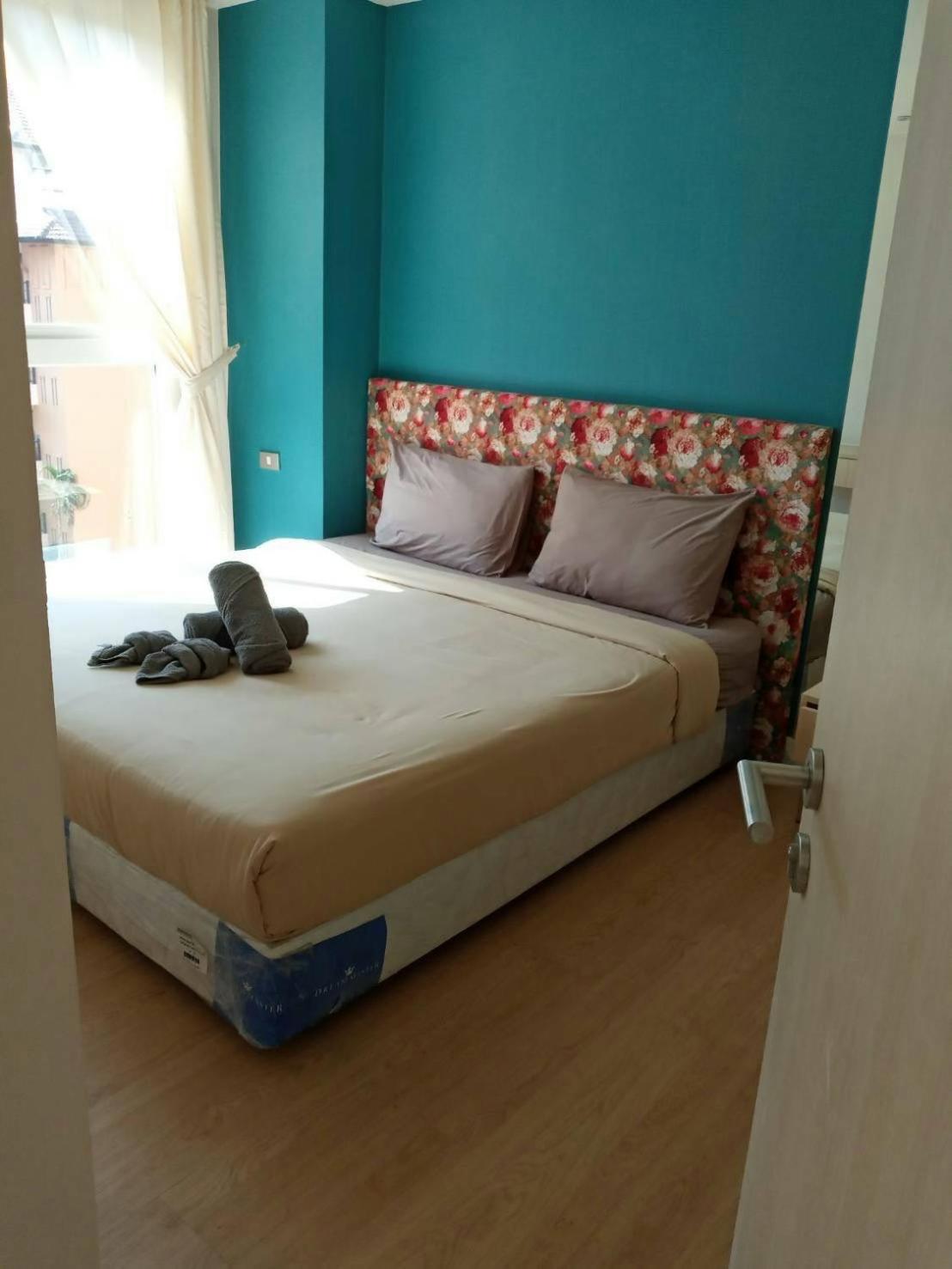 Family Room with Terrace photo 1