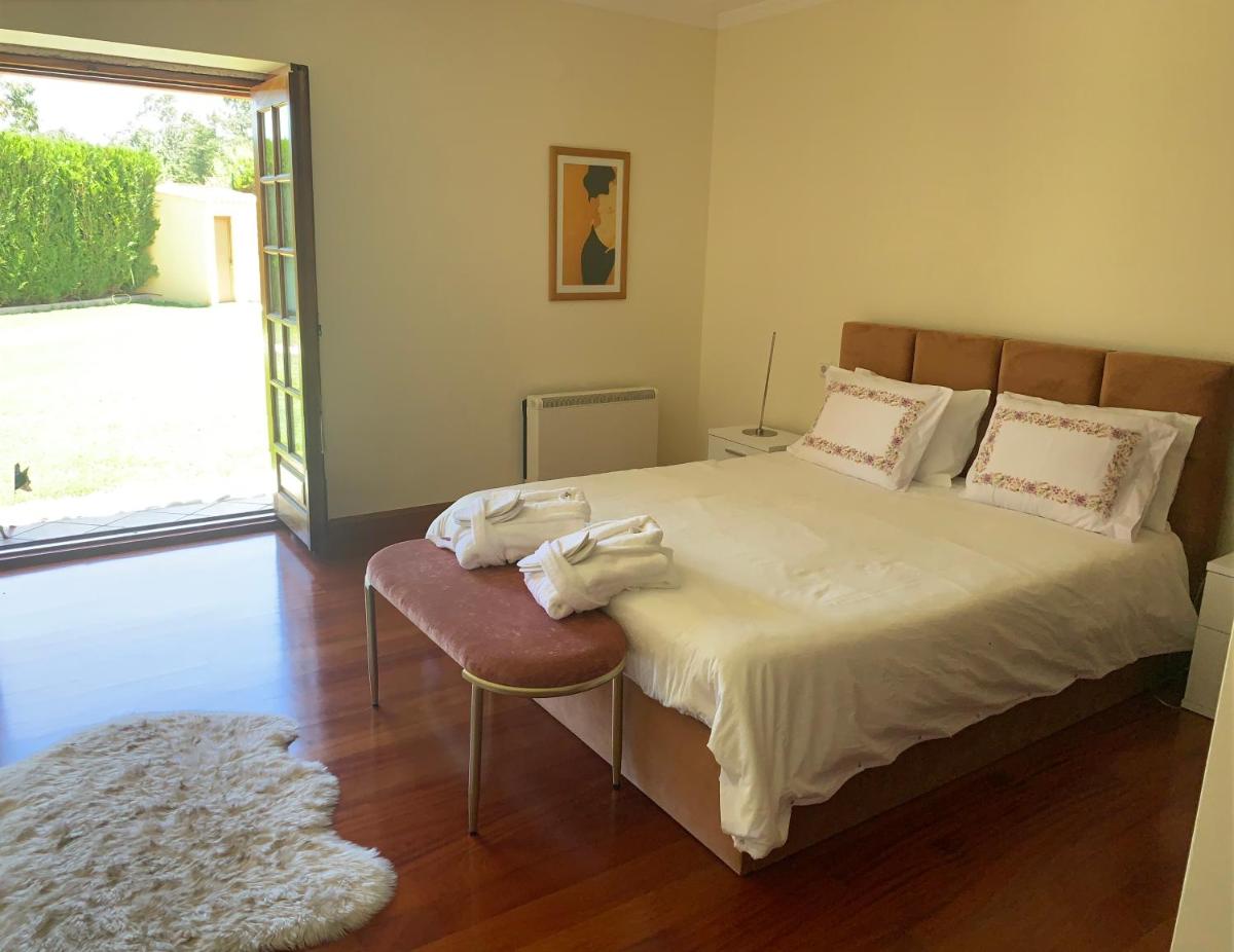 Double Room with Pool View