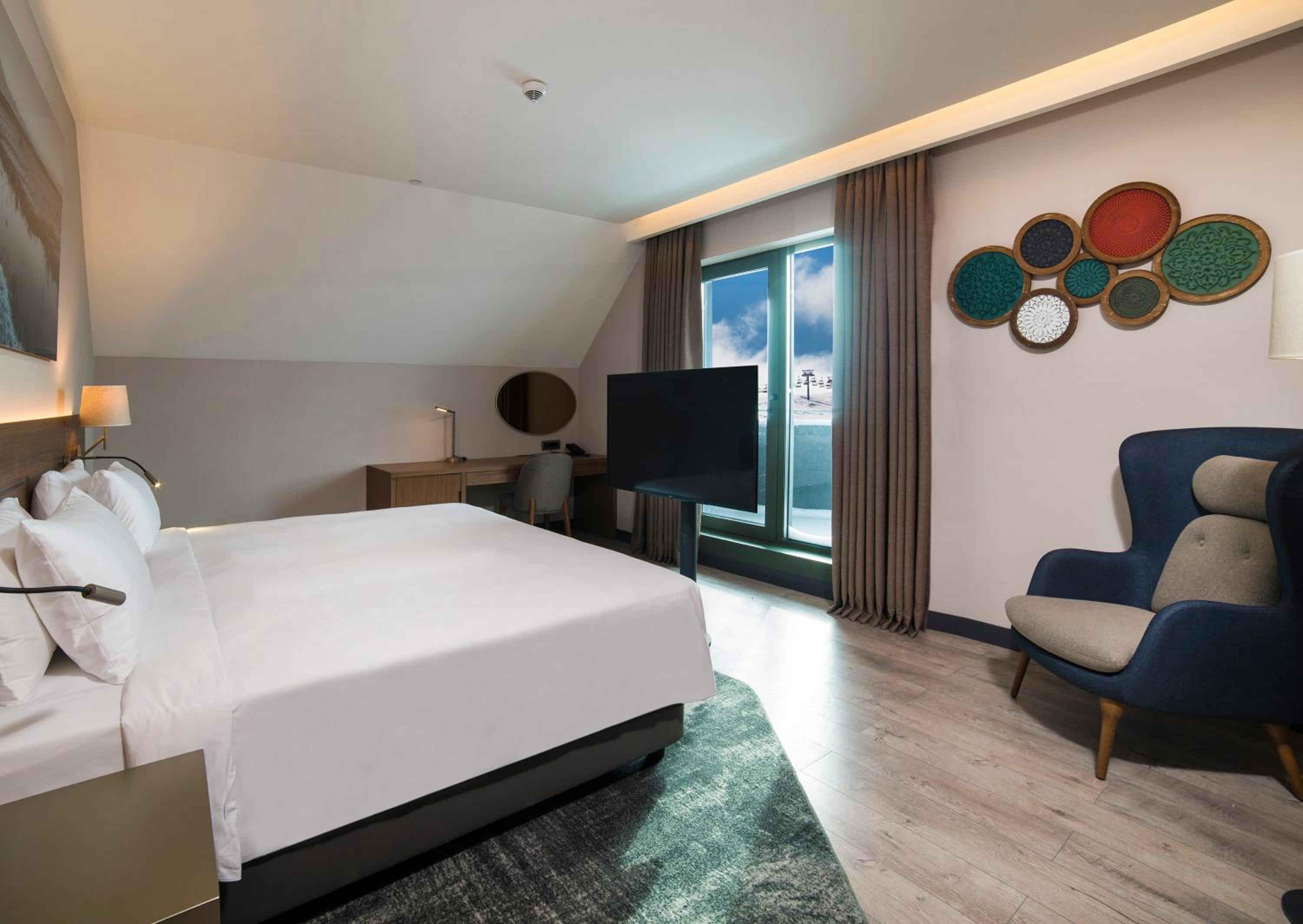 Junior Suite with Balcony photo 3