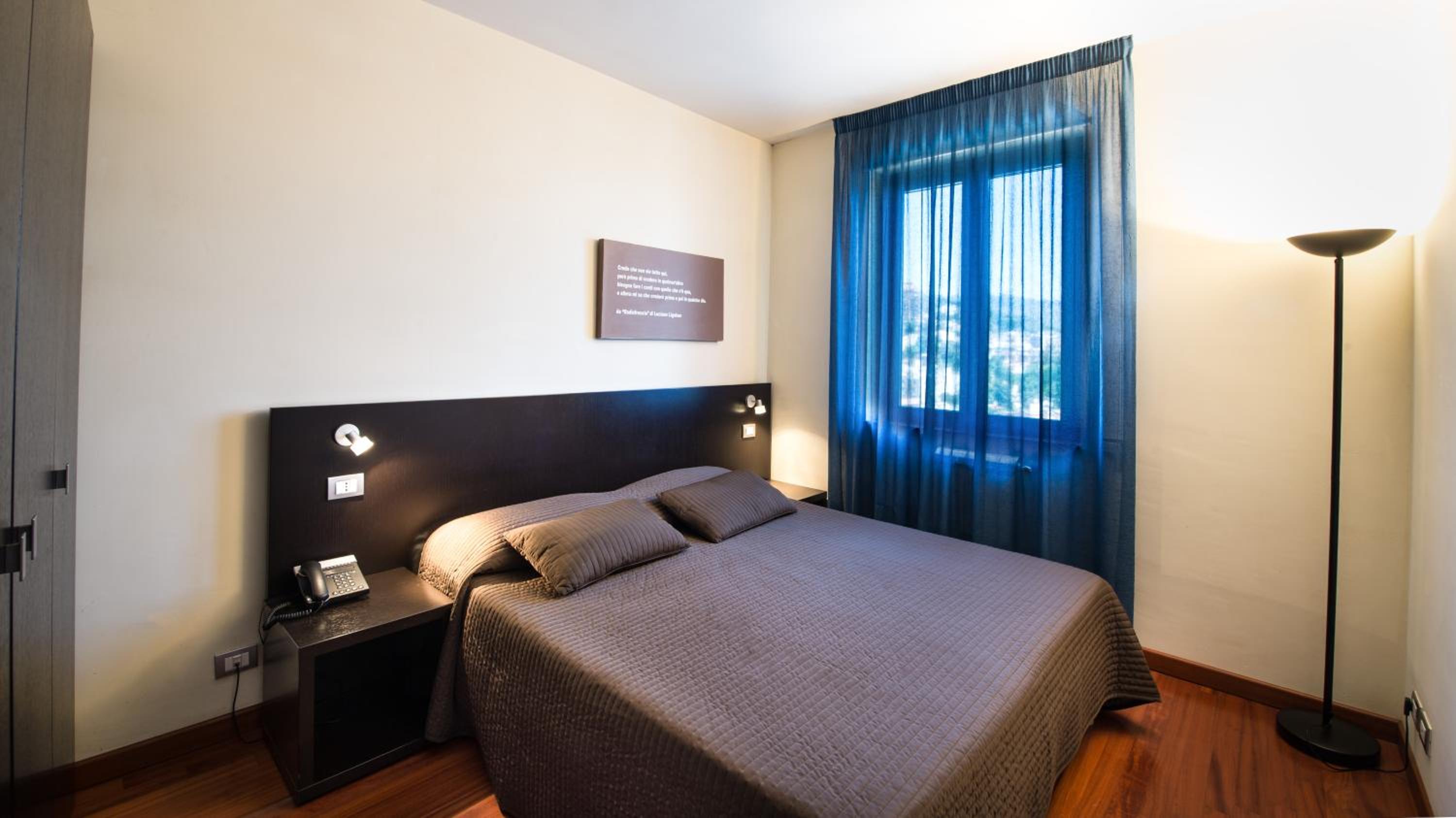 Deluxe Triple Room - Photo 1