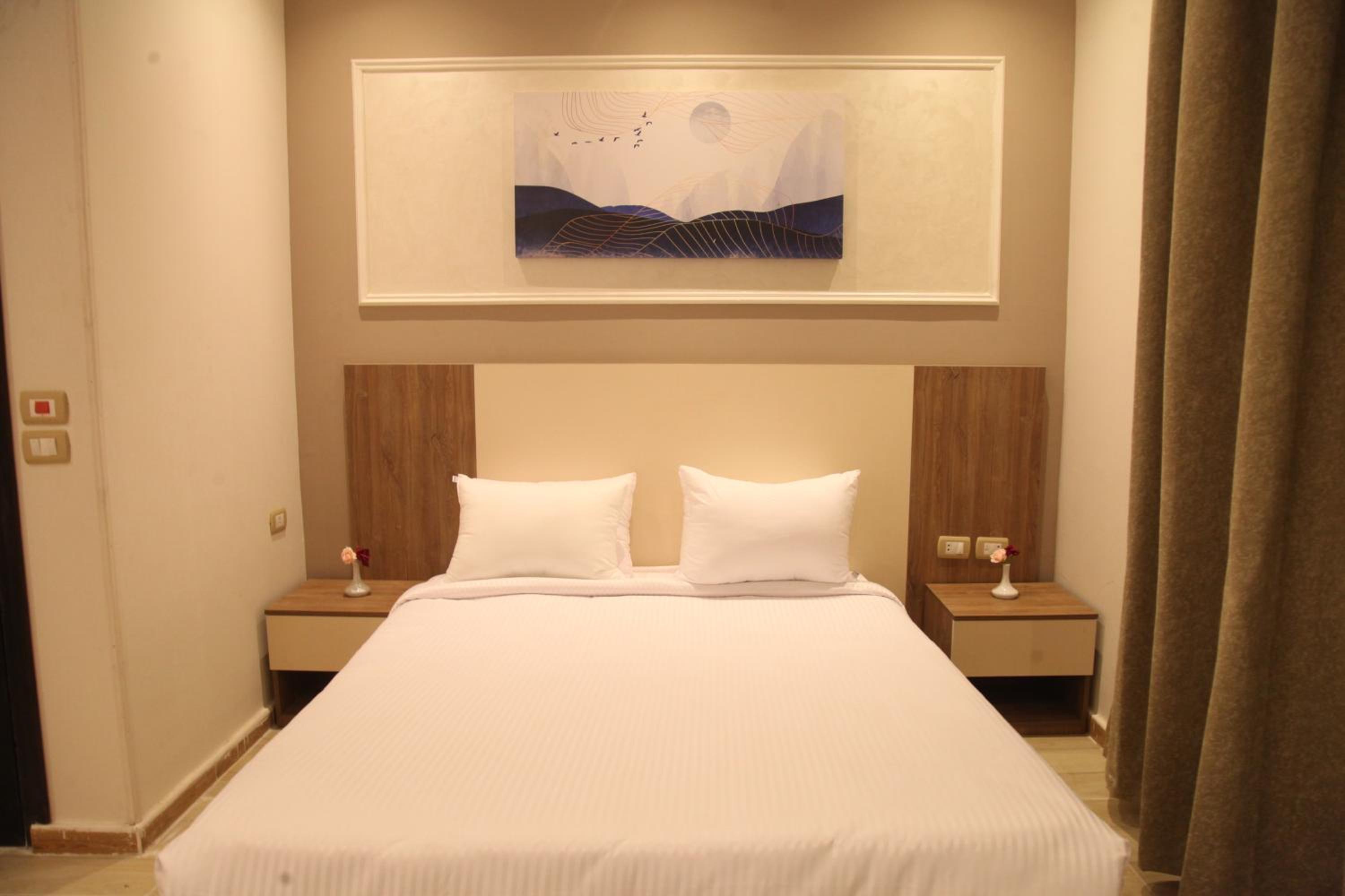 Family Room - Photo 5