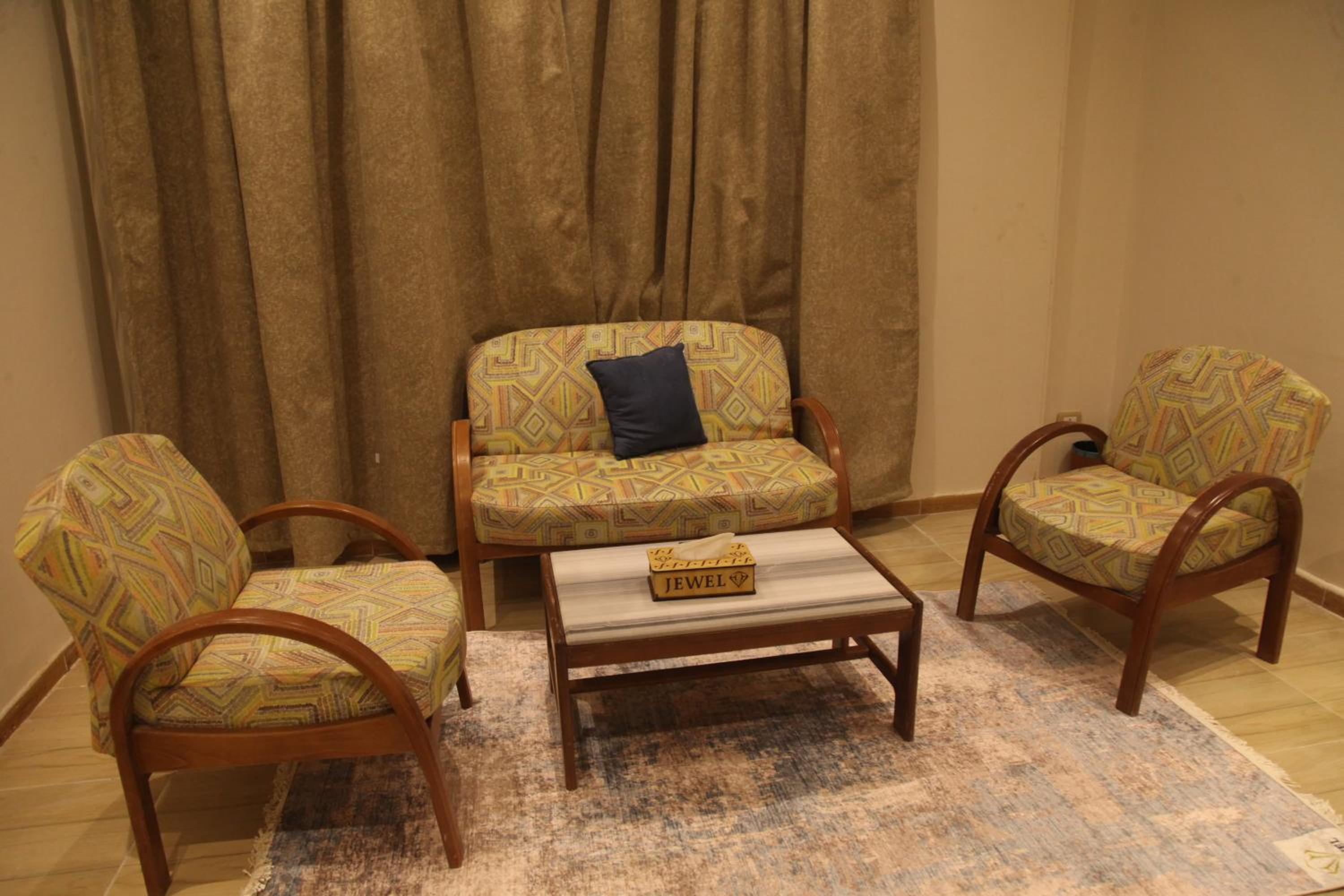 Family Suite (4 Adults) - Photo 36