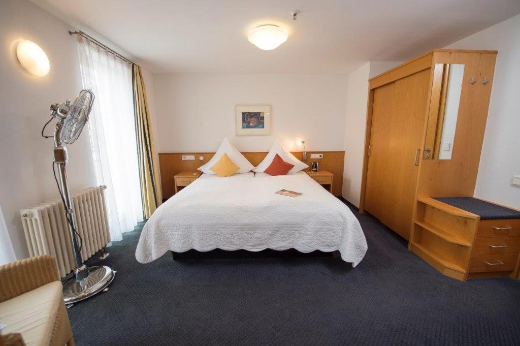 Klassik Doppelzimmer am Schlossplatz *** photo 2