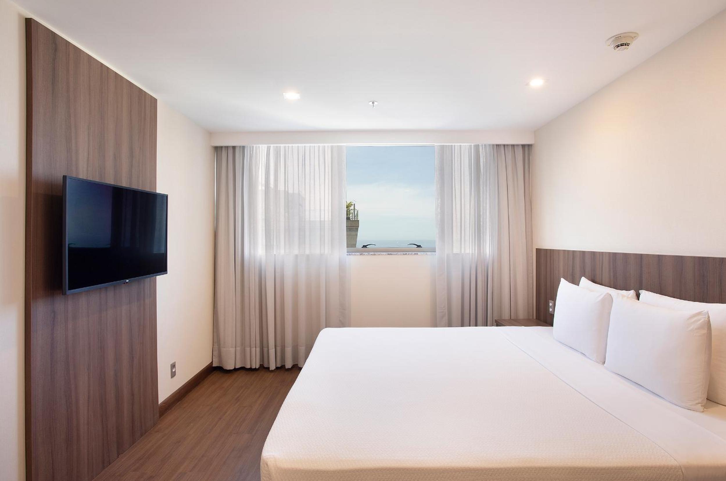 Standard Double Room thumbnail 5