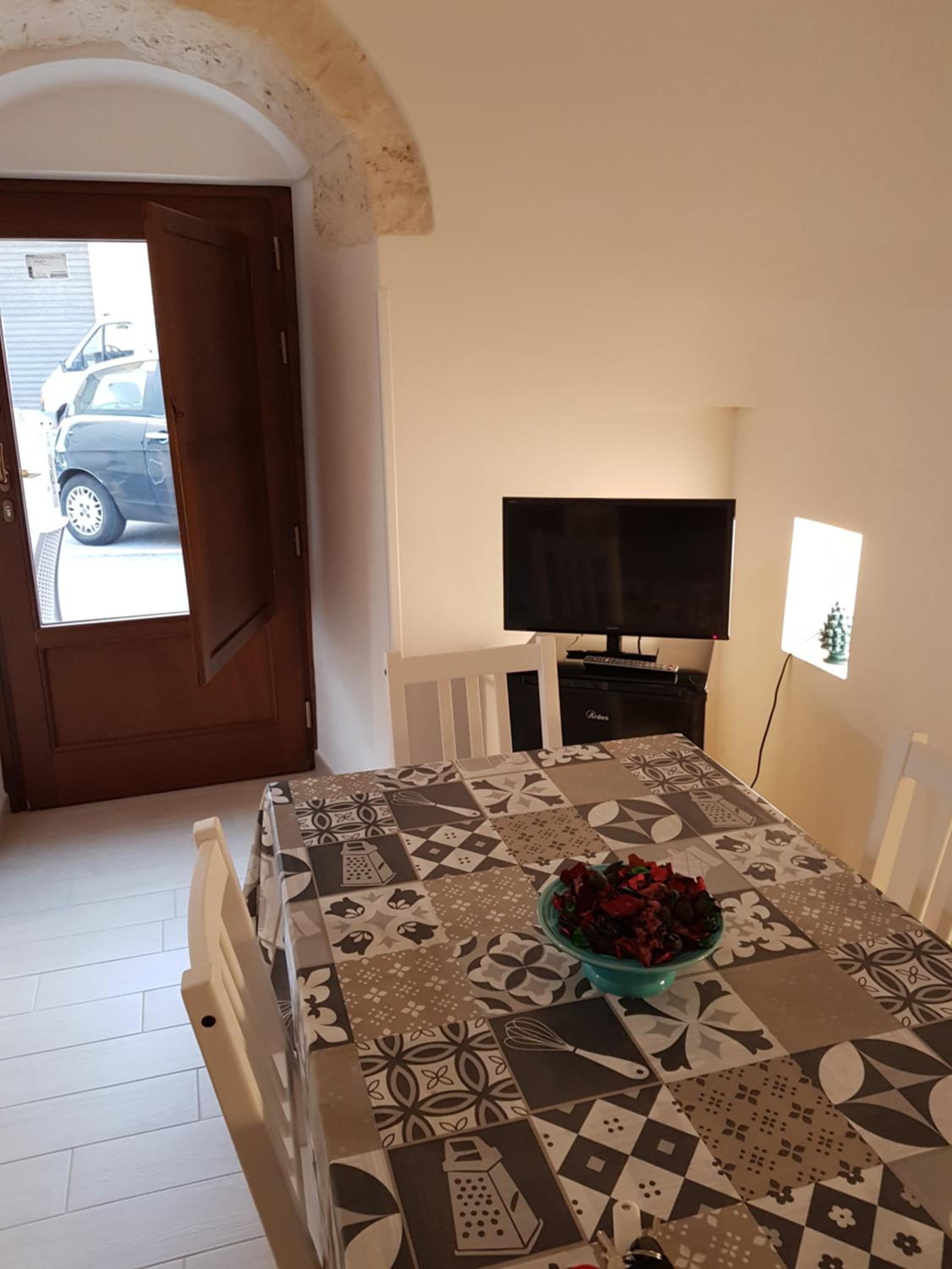 One-Bedroom House photo 2