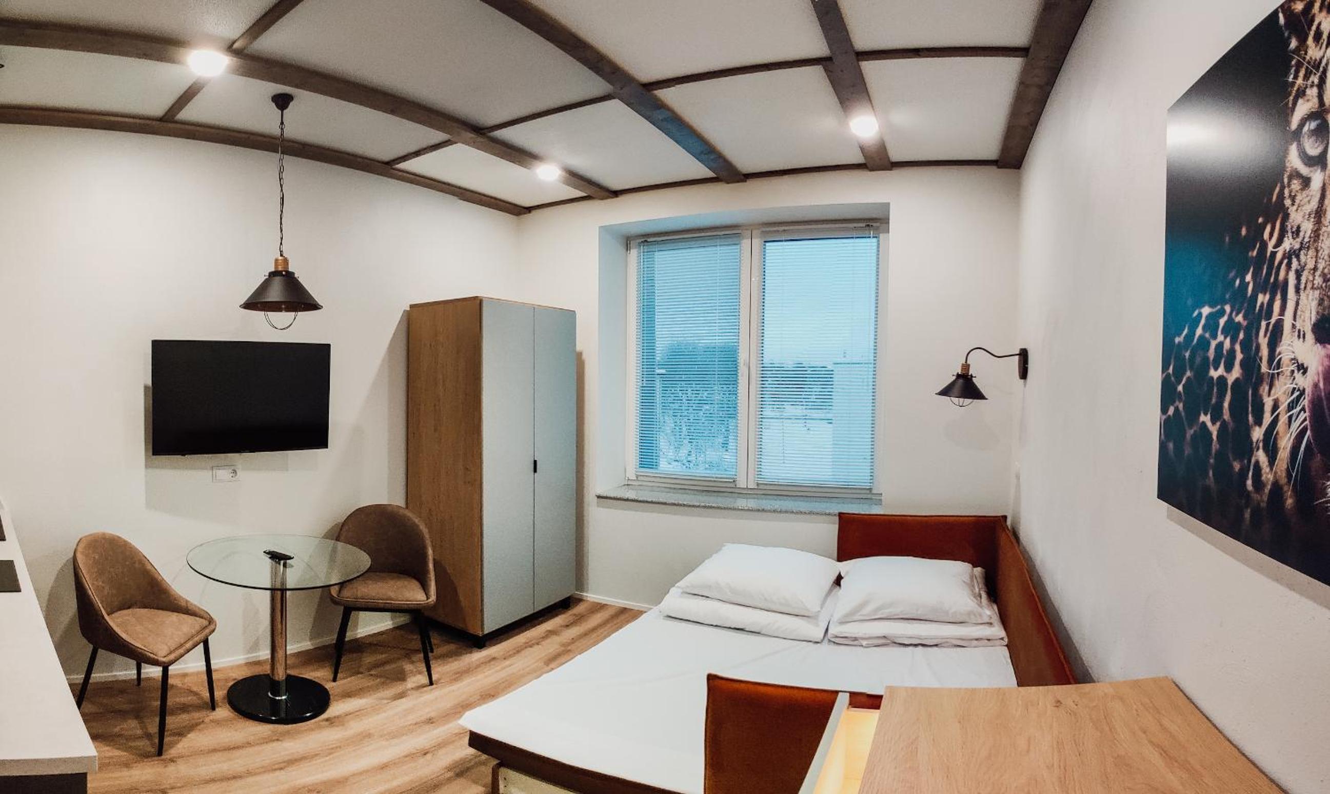 Studio Apartment photo 1
