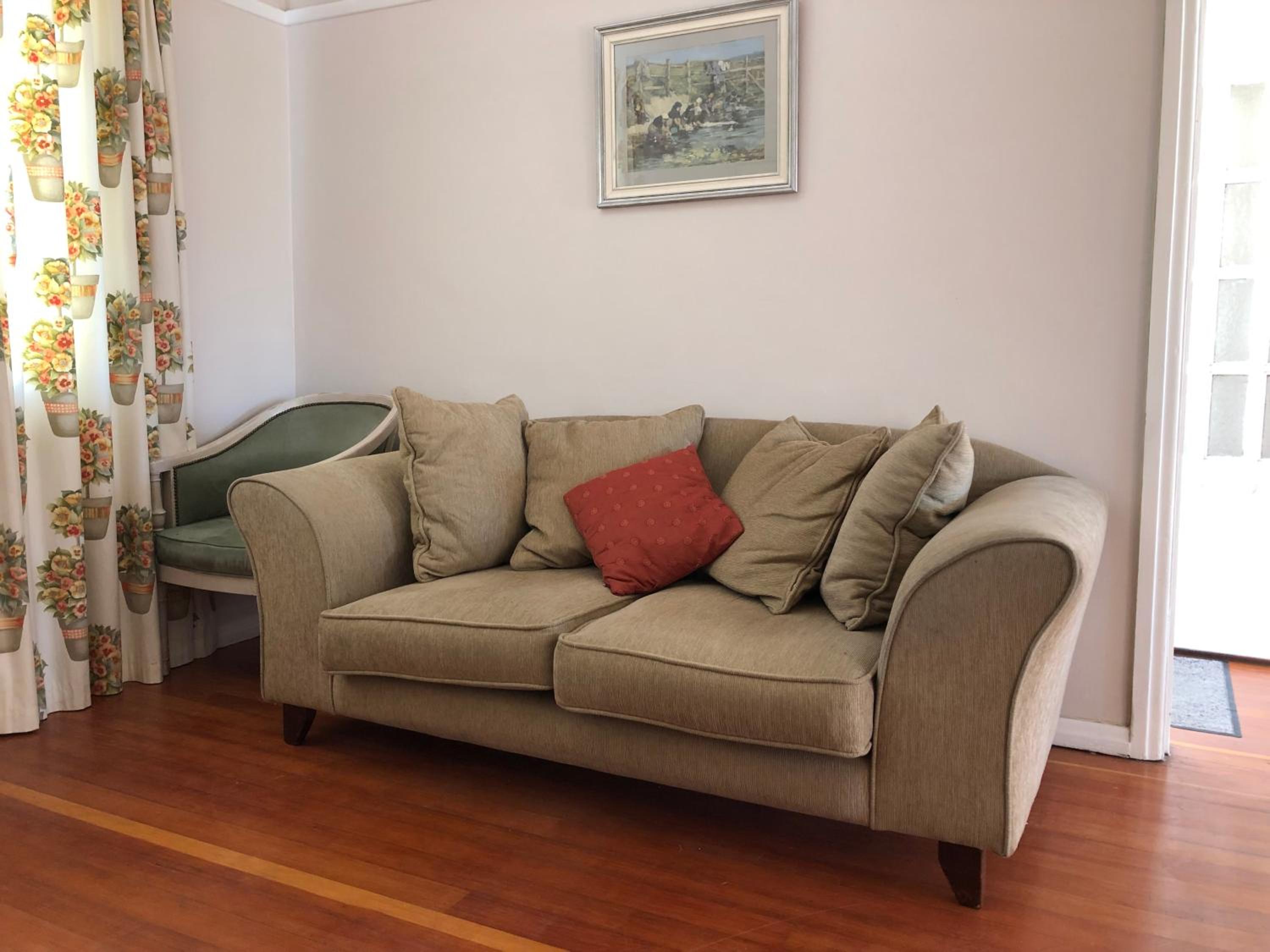 Two-Bedroom Apartment - Photo 2