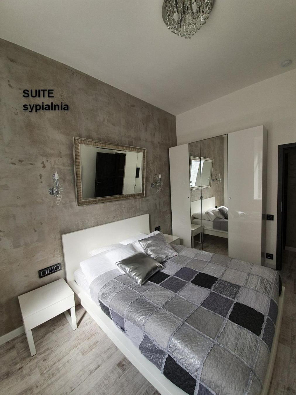 One-Bedroom Apartment - Photo 30