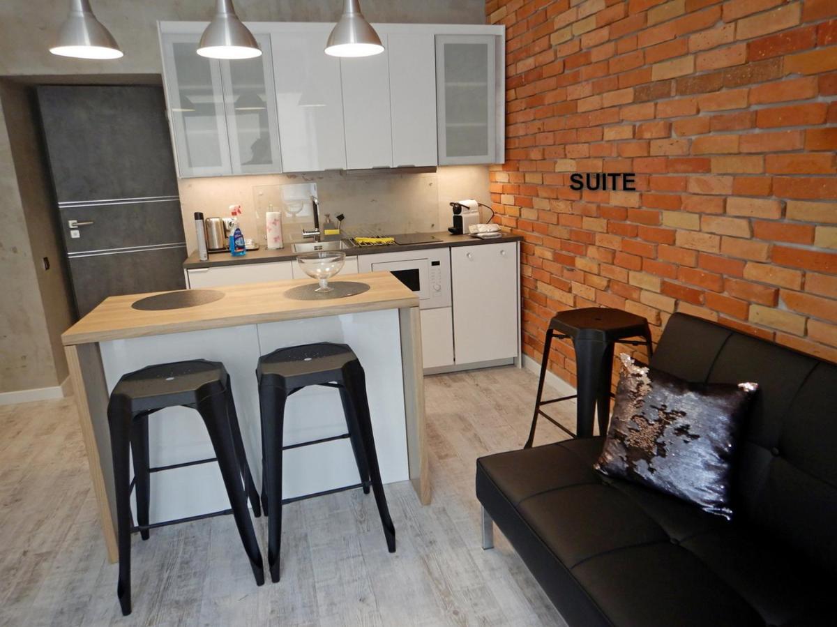 One-Bedroom Apartment - Photo 36