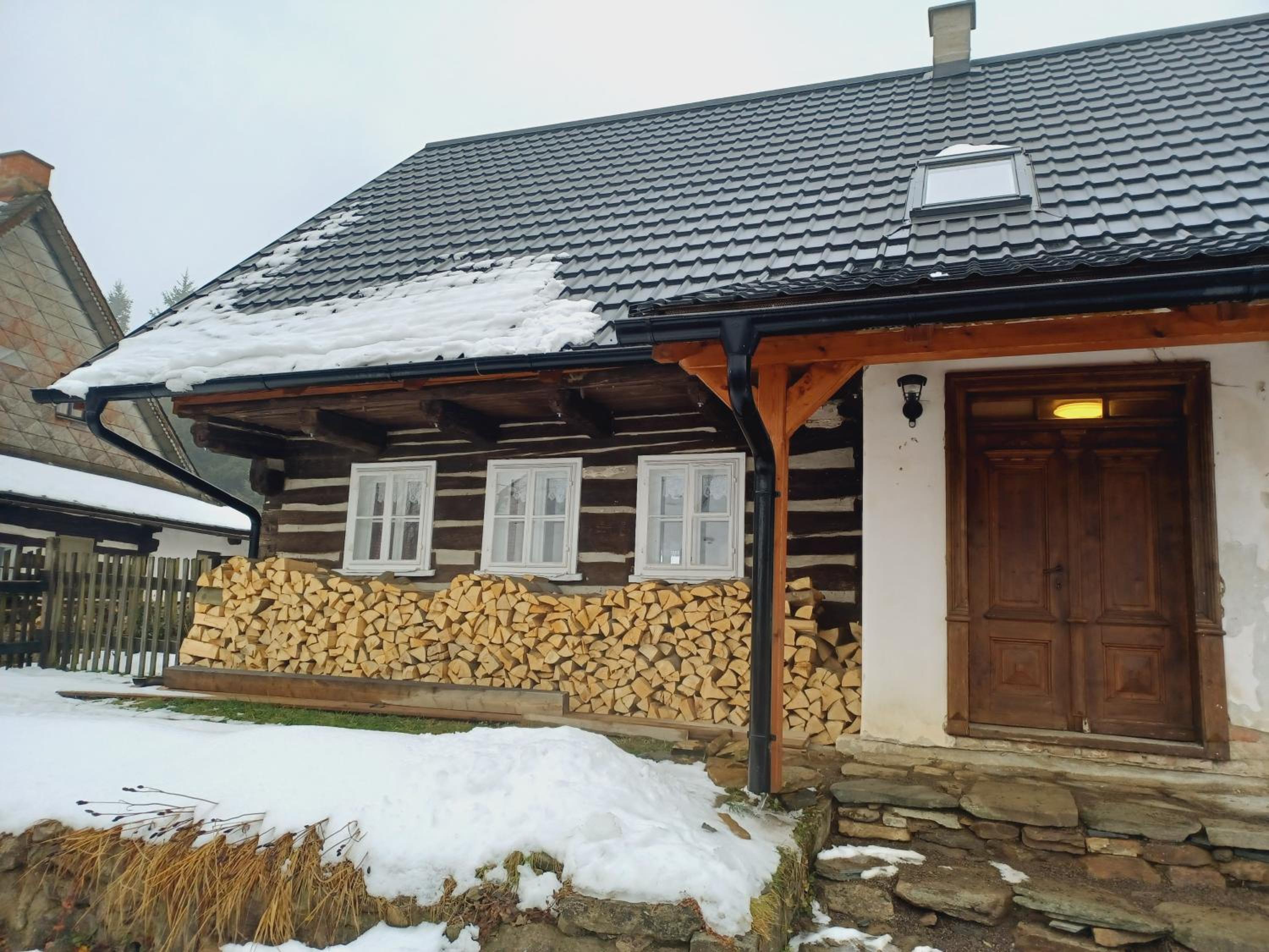 Three-Bedroom Chalet photo 2