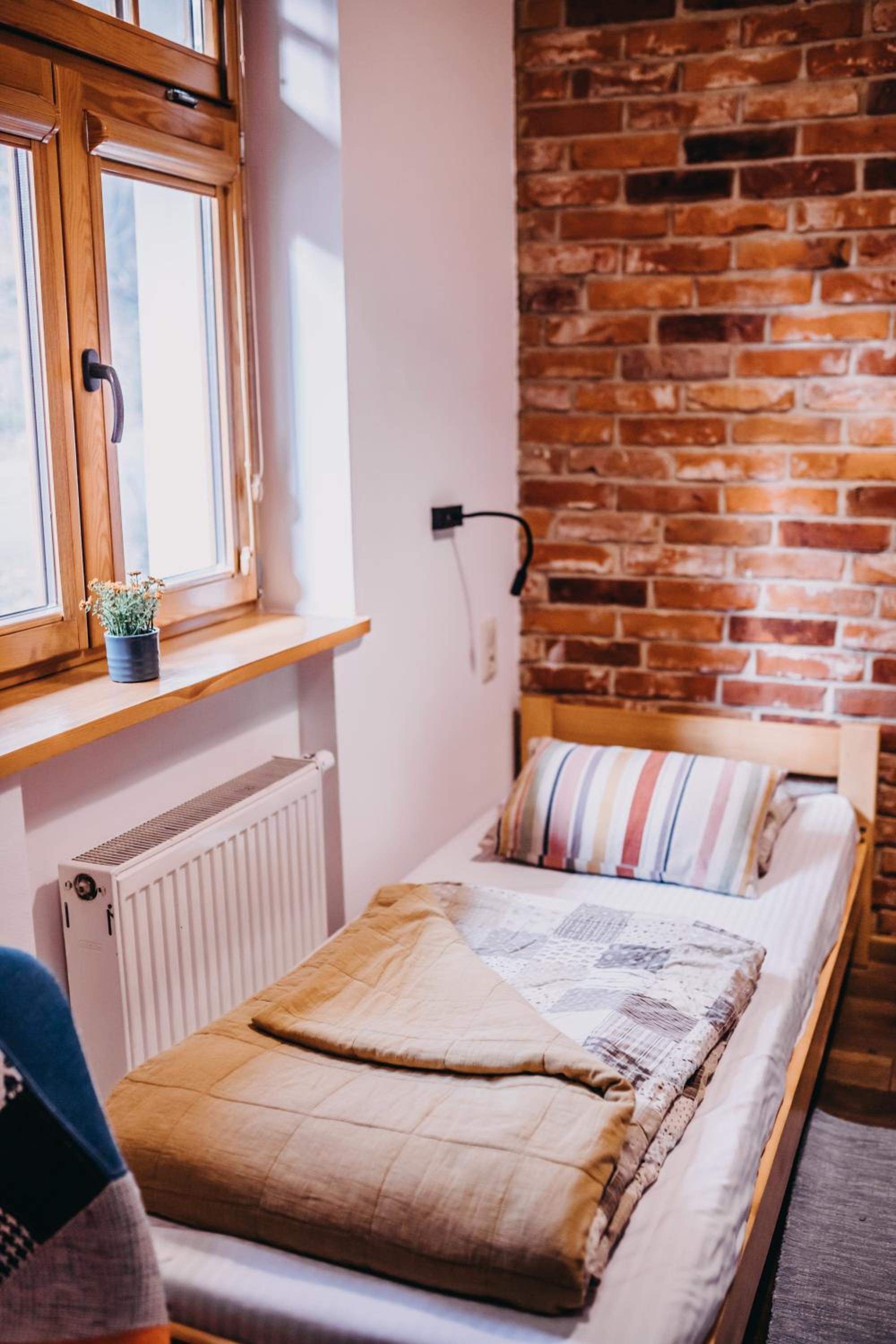 Double Room with Private Bathroom - Photo 3