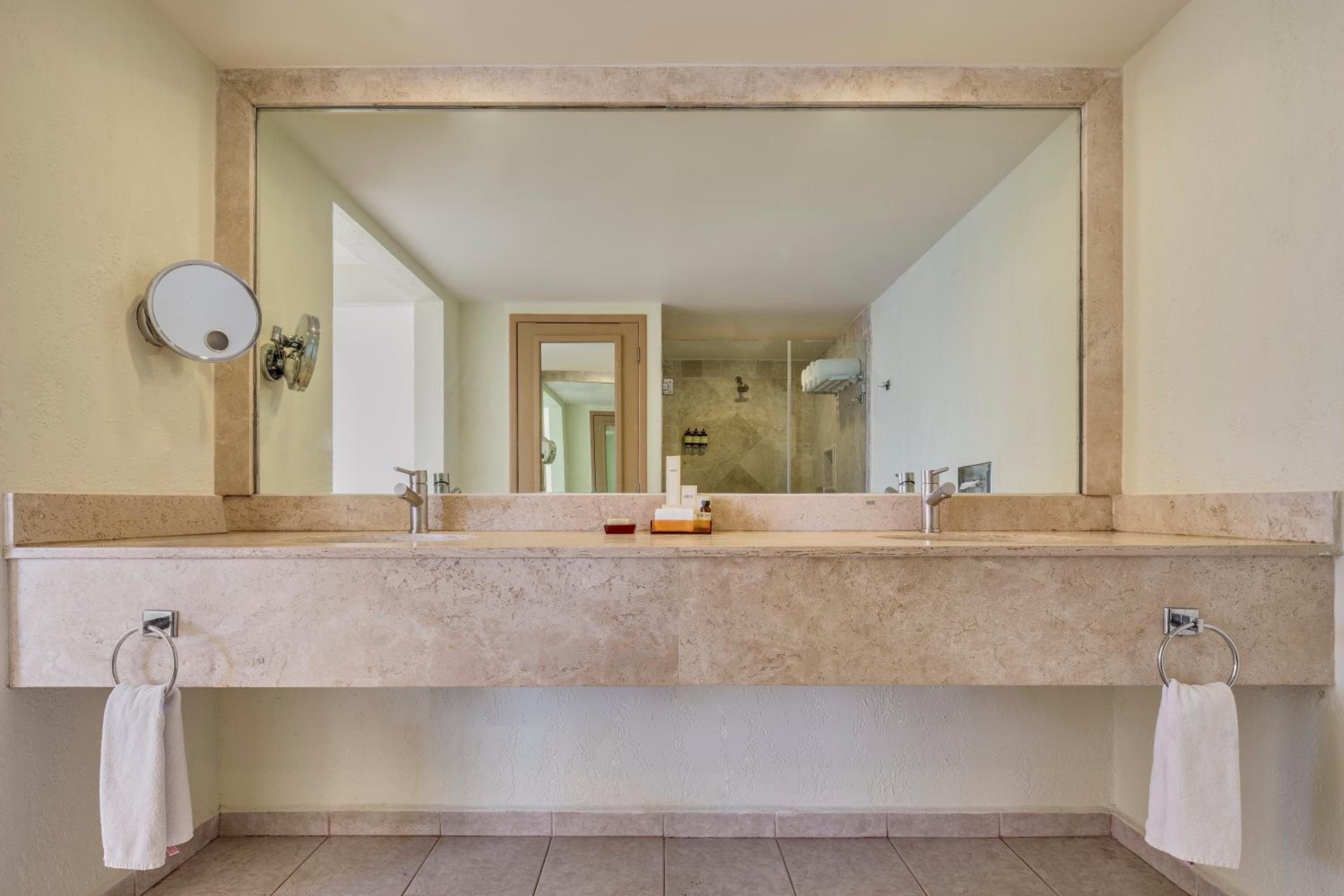 Premium Villa Master Suite