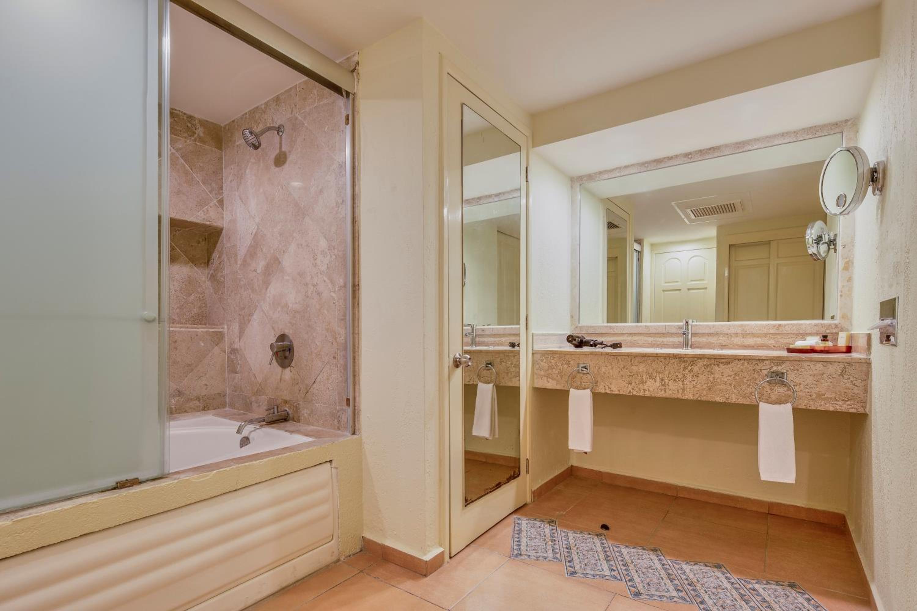 Villa Master Suite