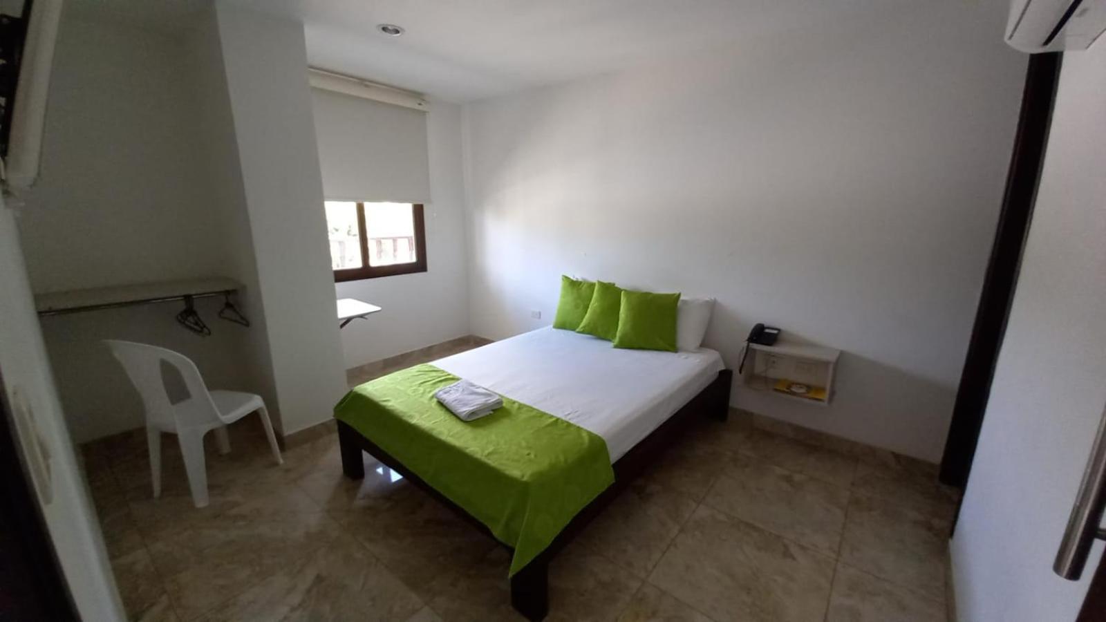 Single Room with Park View photo 2