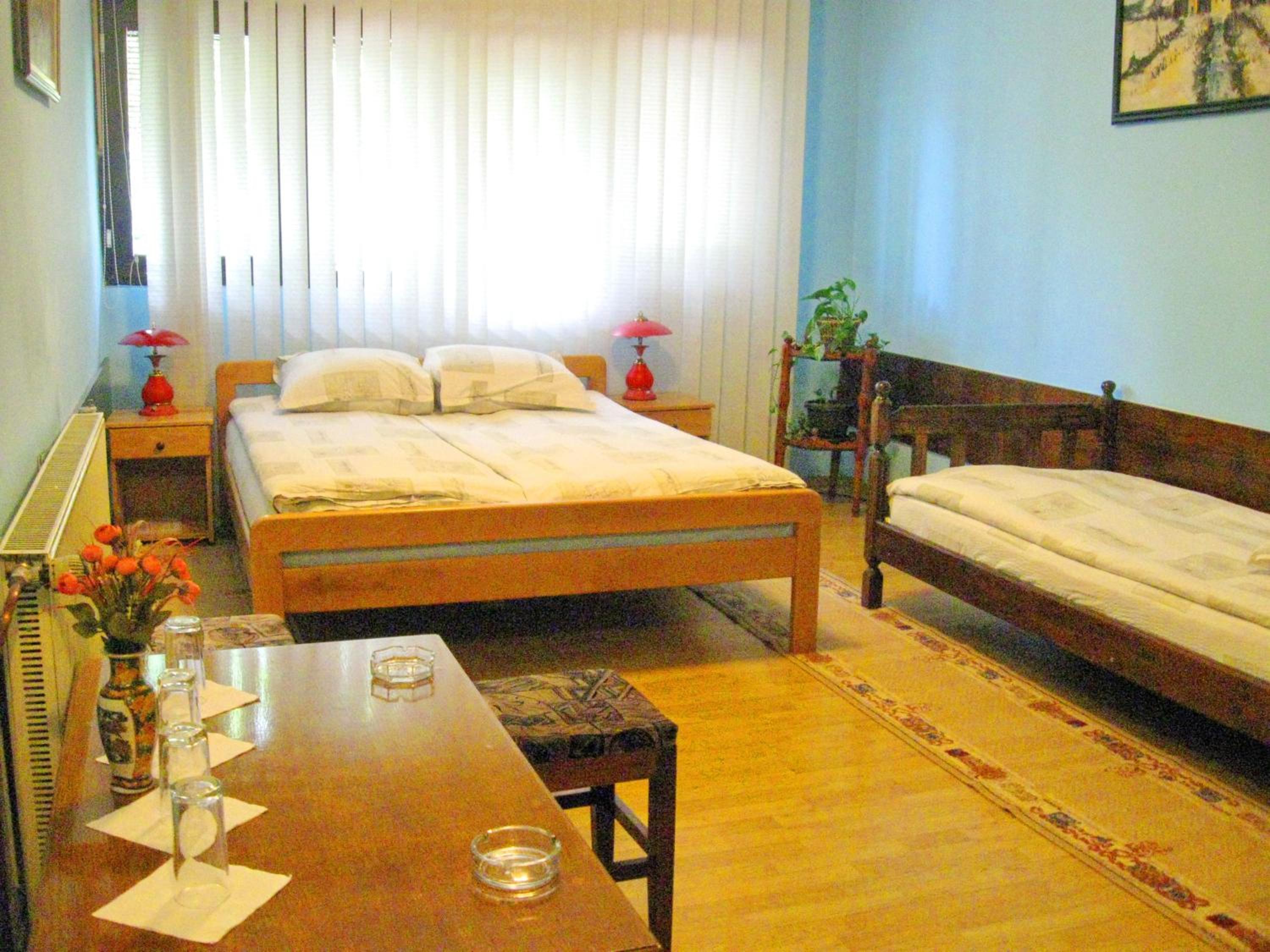 Family Room photo 1