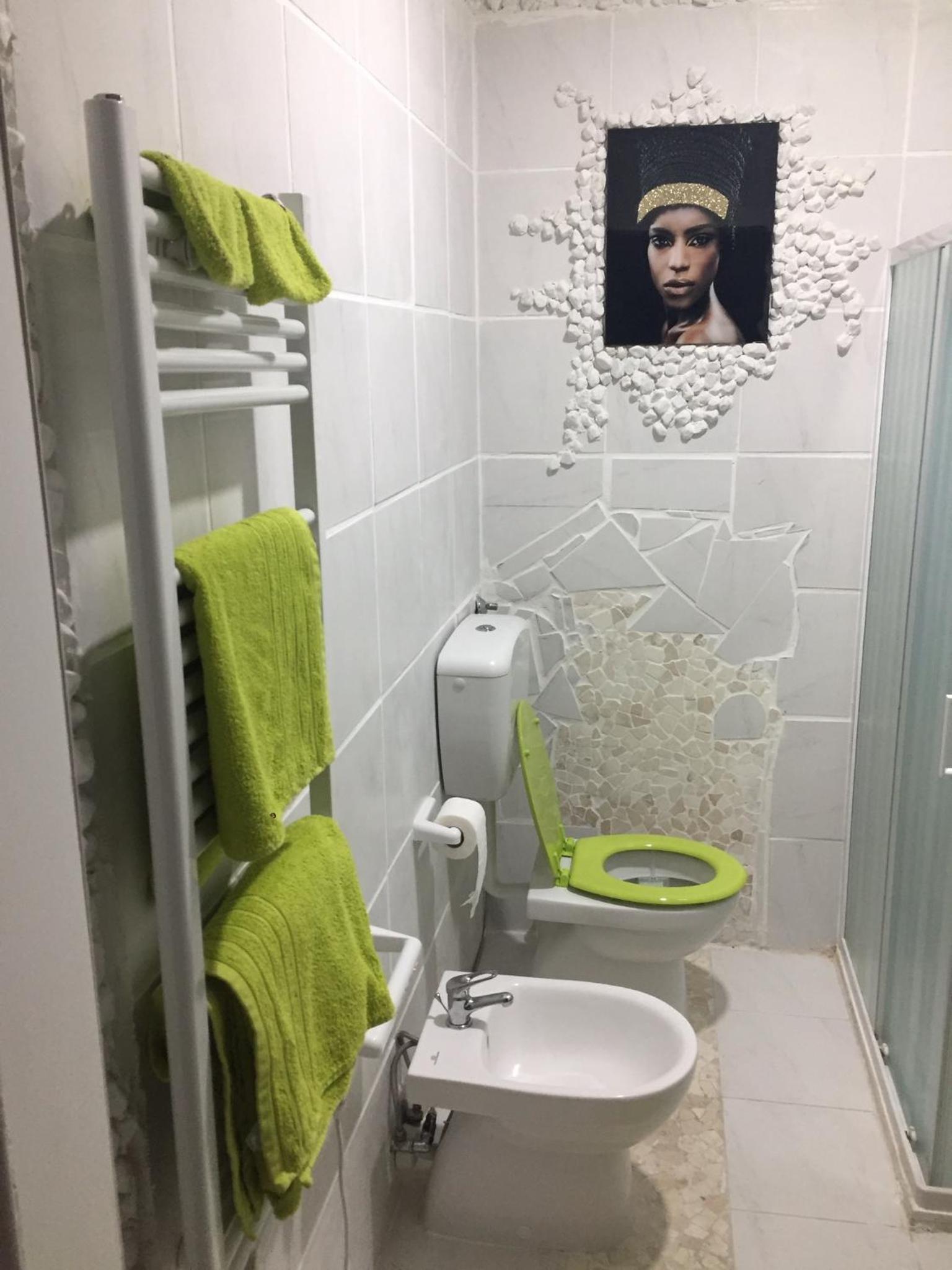 Deluxe Double Room with Shower photo 3