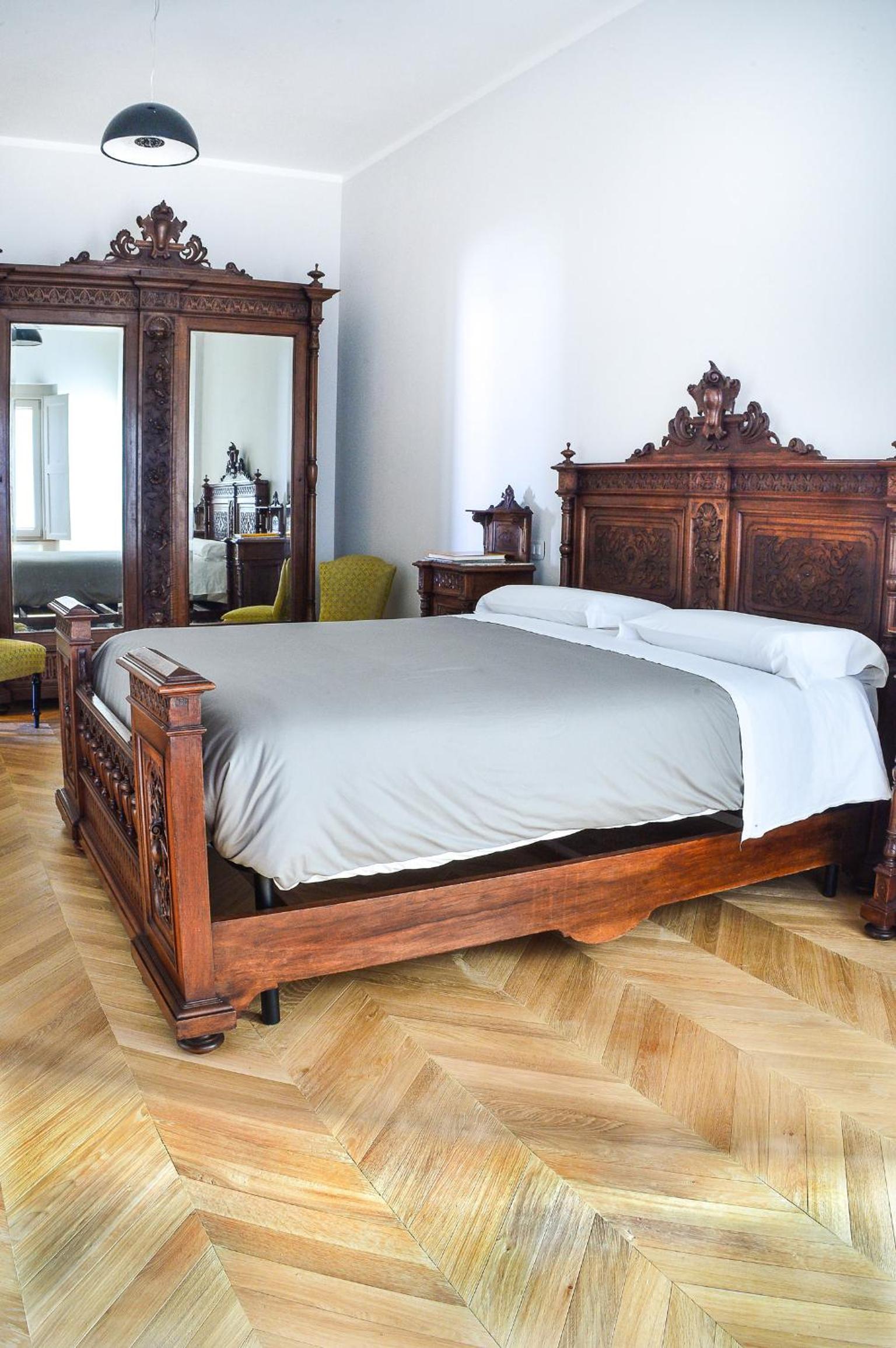 Double Room - Photo 10