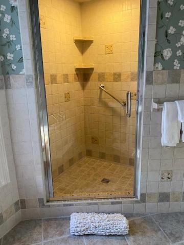 Deluxe King Room photo 3