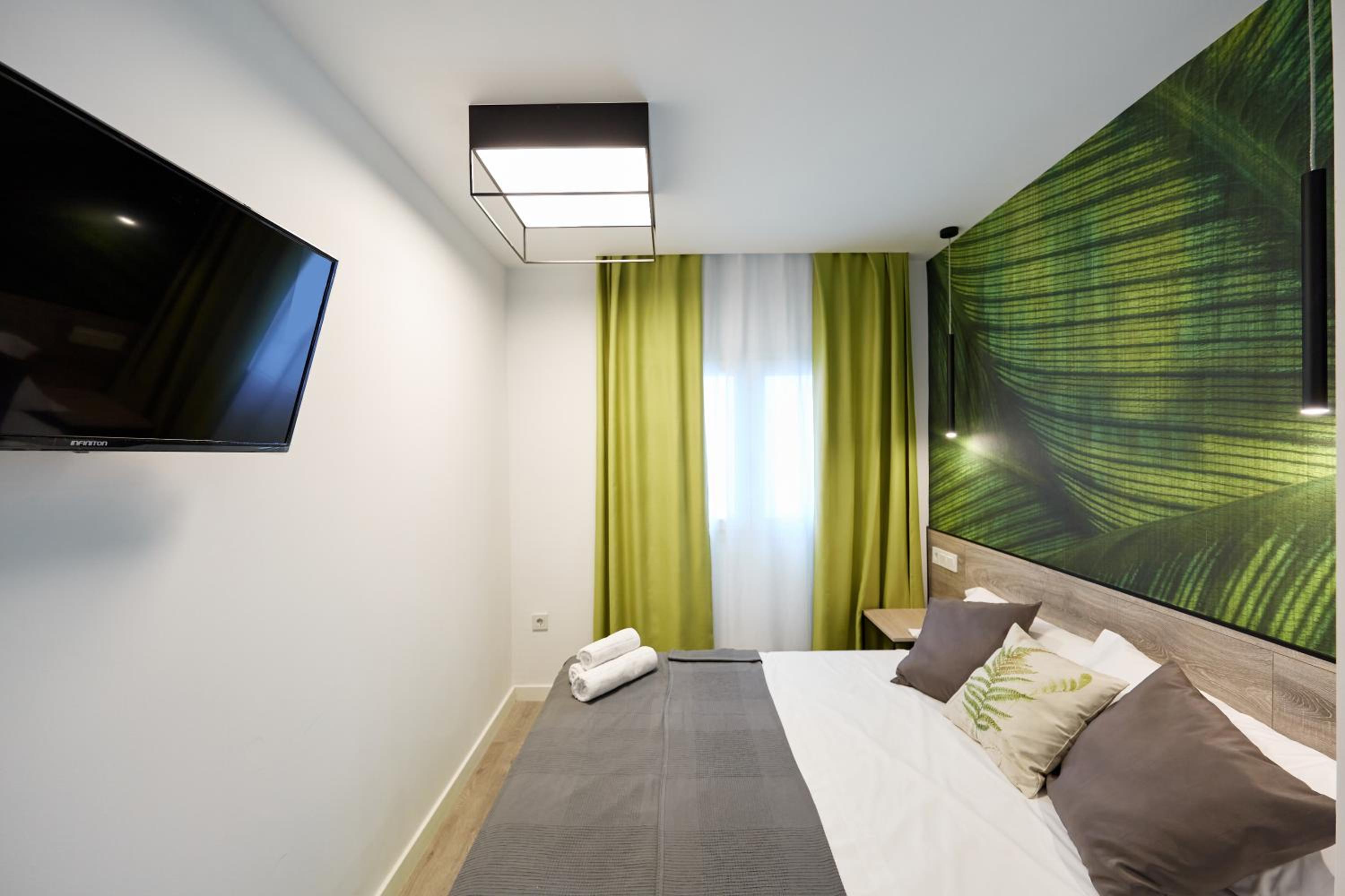 Double Room - Photo 4
