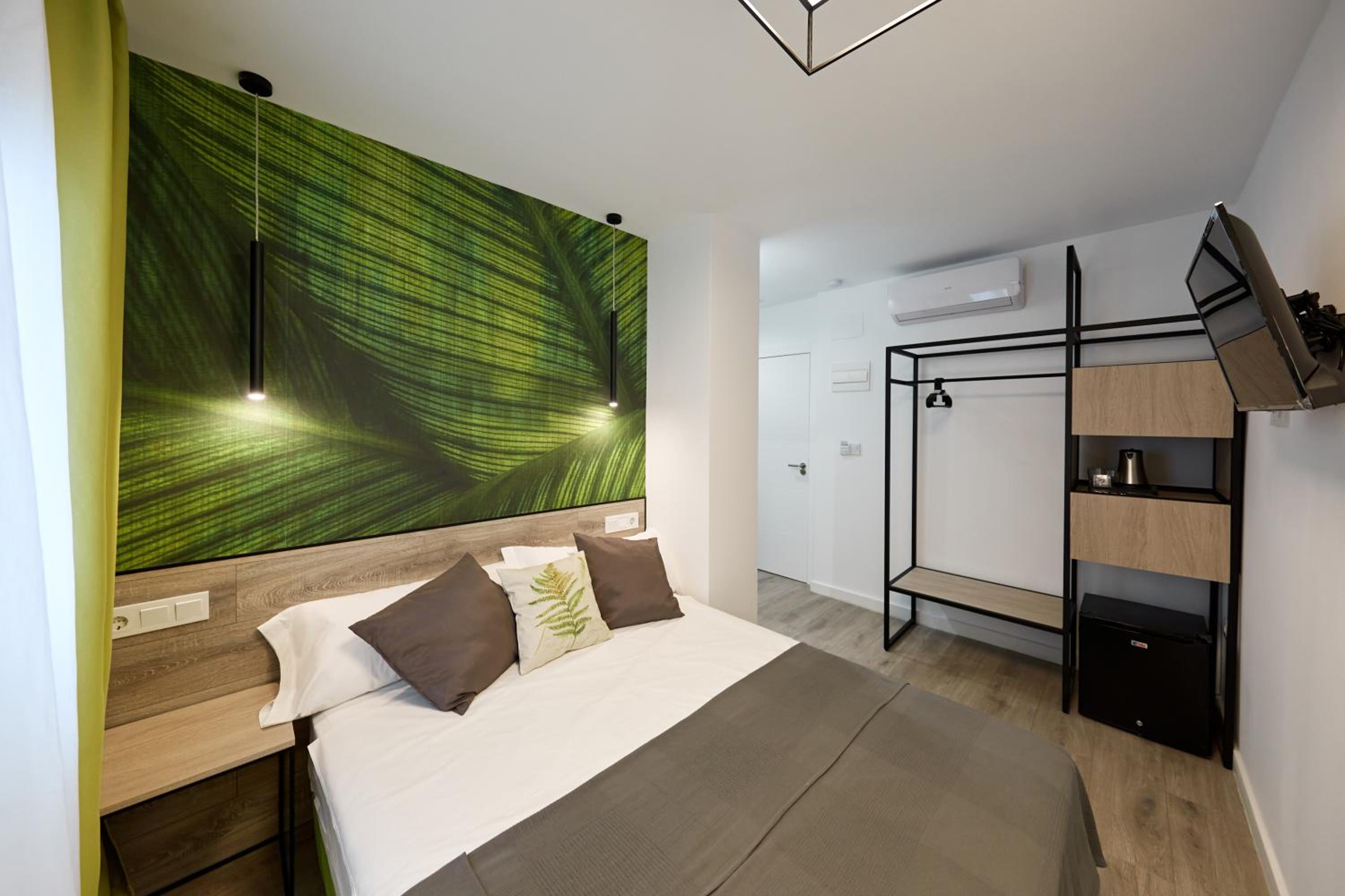 Double Room - Photo 3