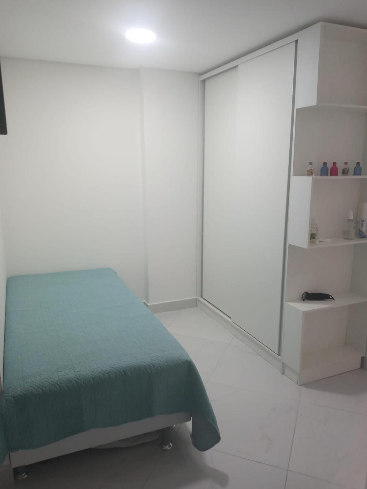 Studio Apartment - Photo 2