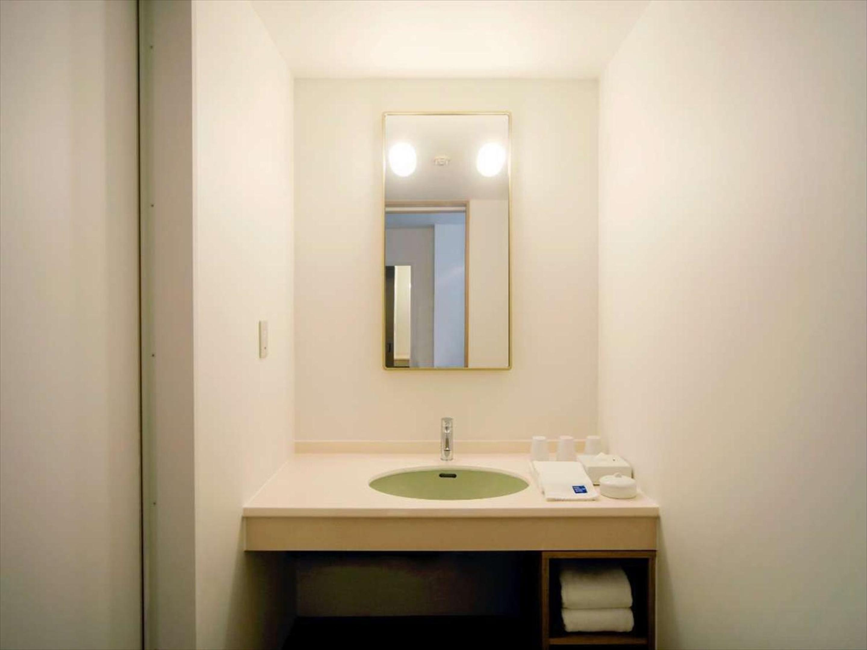 Standard Twin Room with Terrace 30㎡ - Main Building photo 3