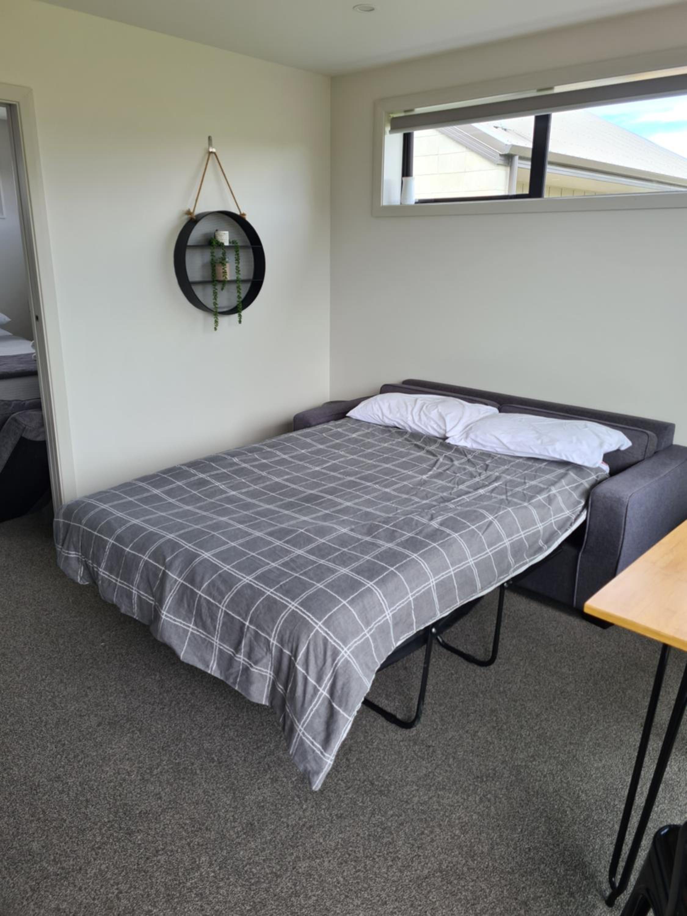One-Bedroom Apartment - Photo 3