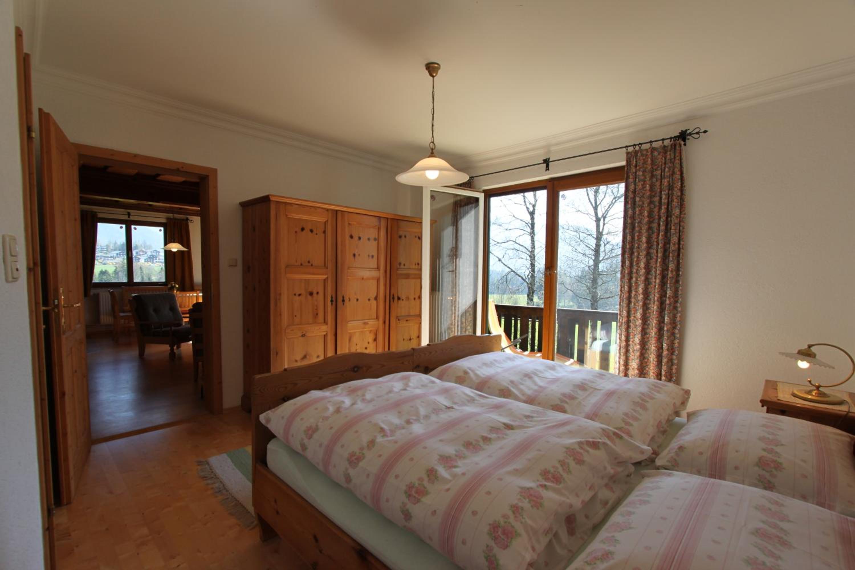 One-Bedroom Apartment with Balcony