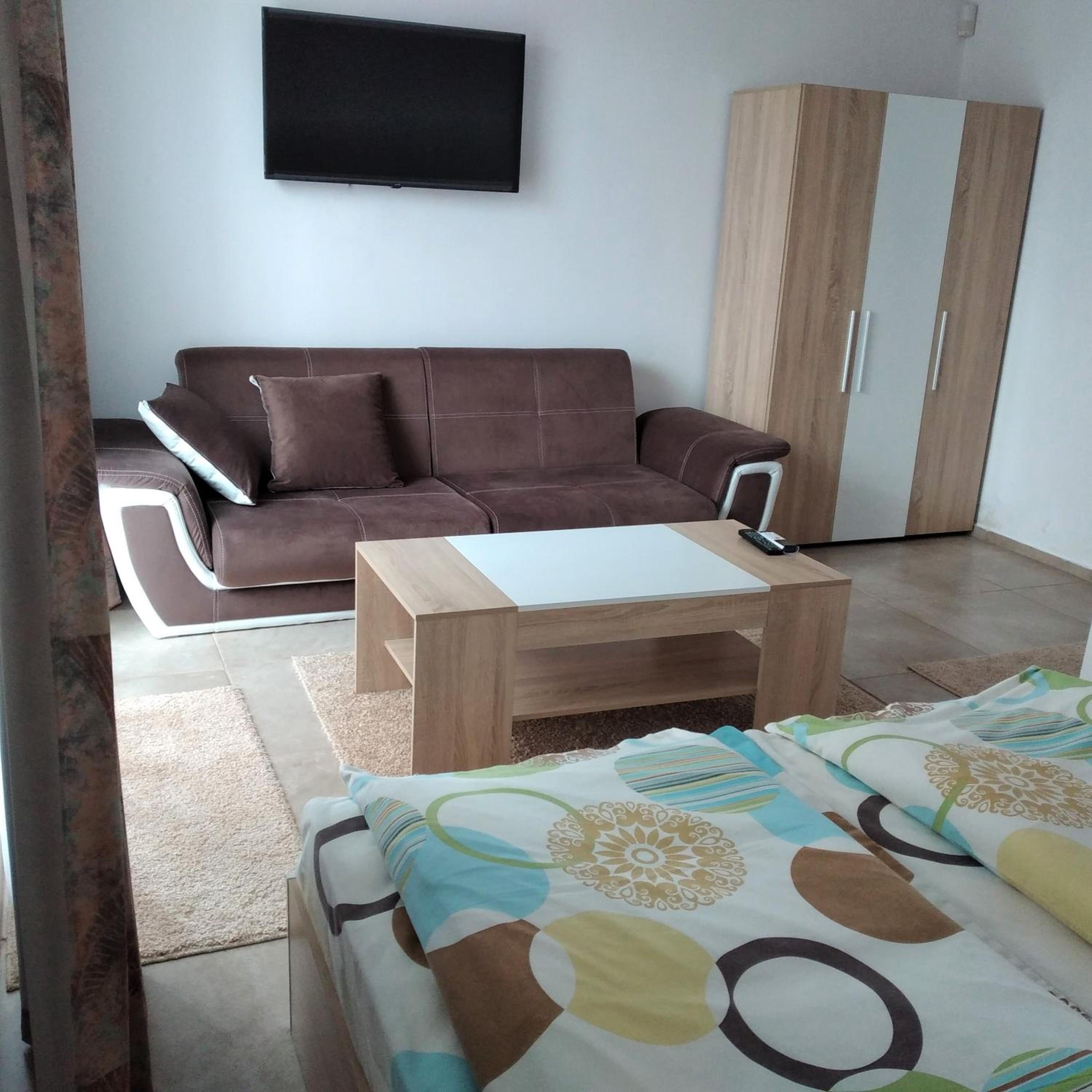 Large Double Room photo 2