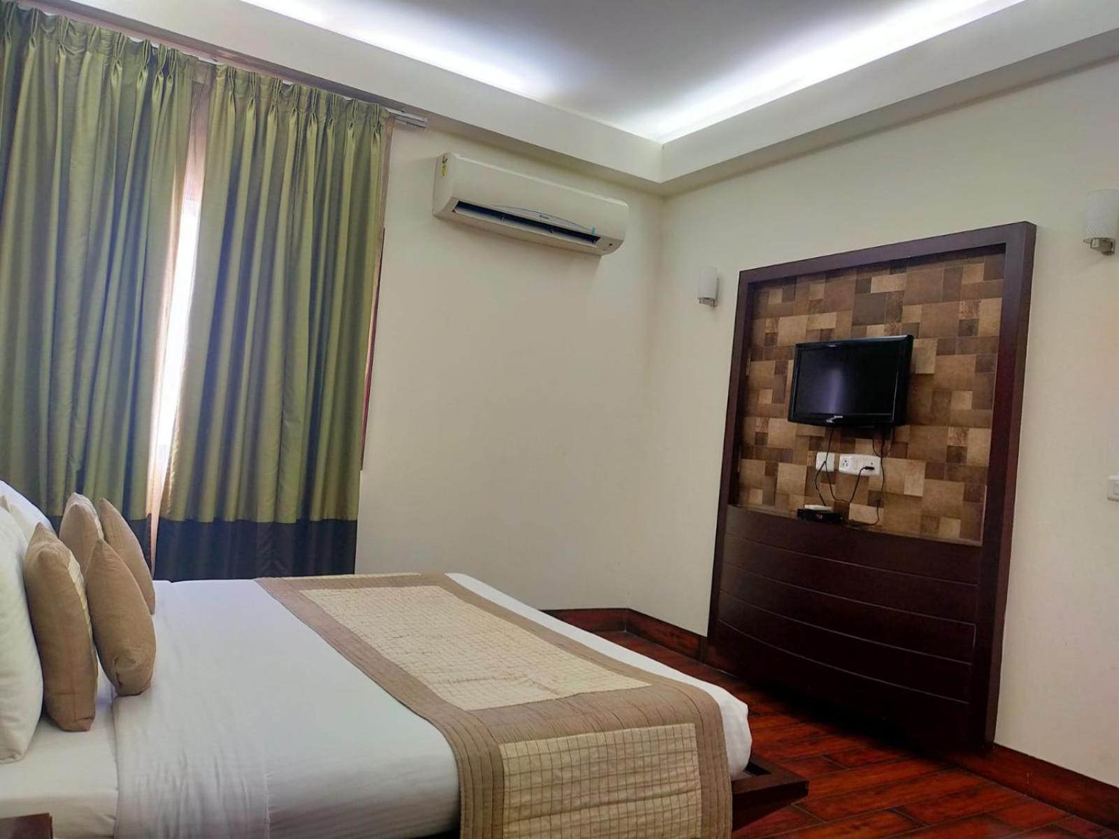 Superior Double Or Twin Room With City View photo 1