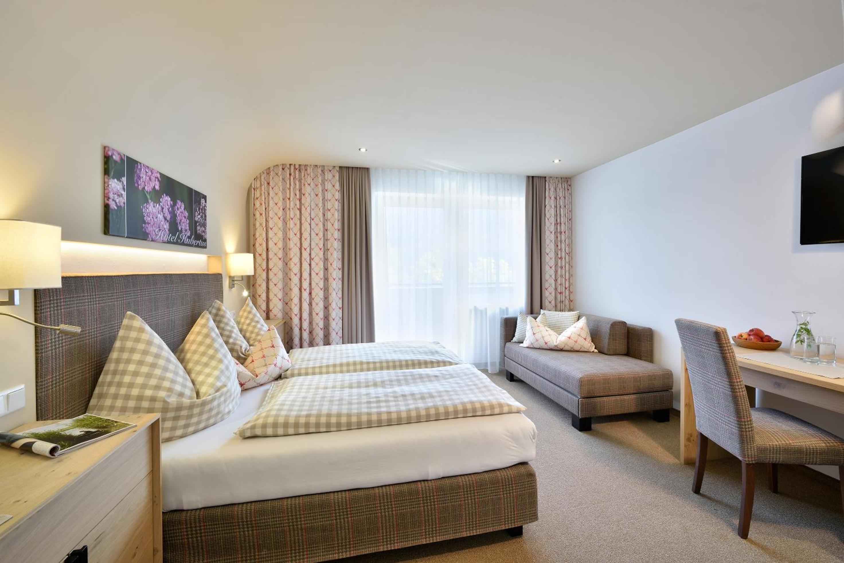 Double Room with Balcony - Photo 1