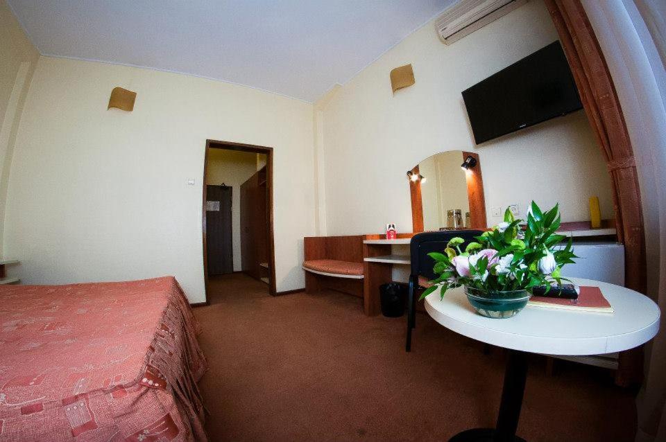 Triple Room - Photo 7