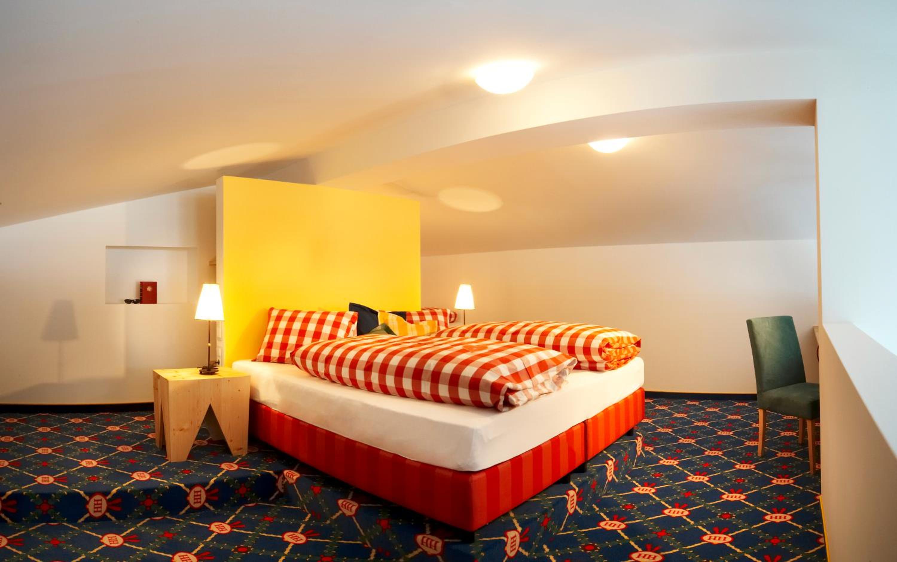 Suite with Balcony - Photo 5