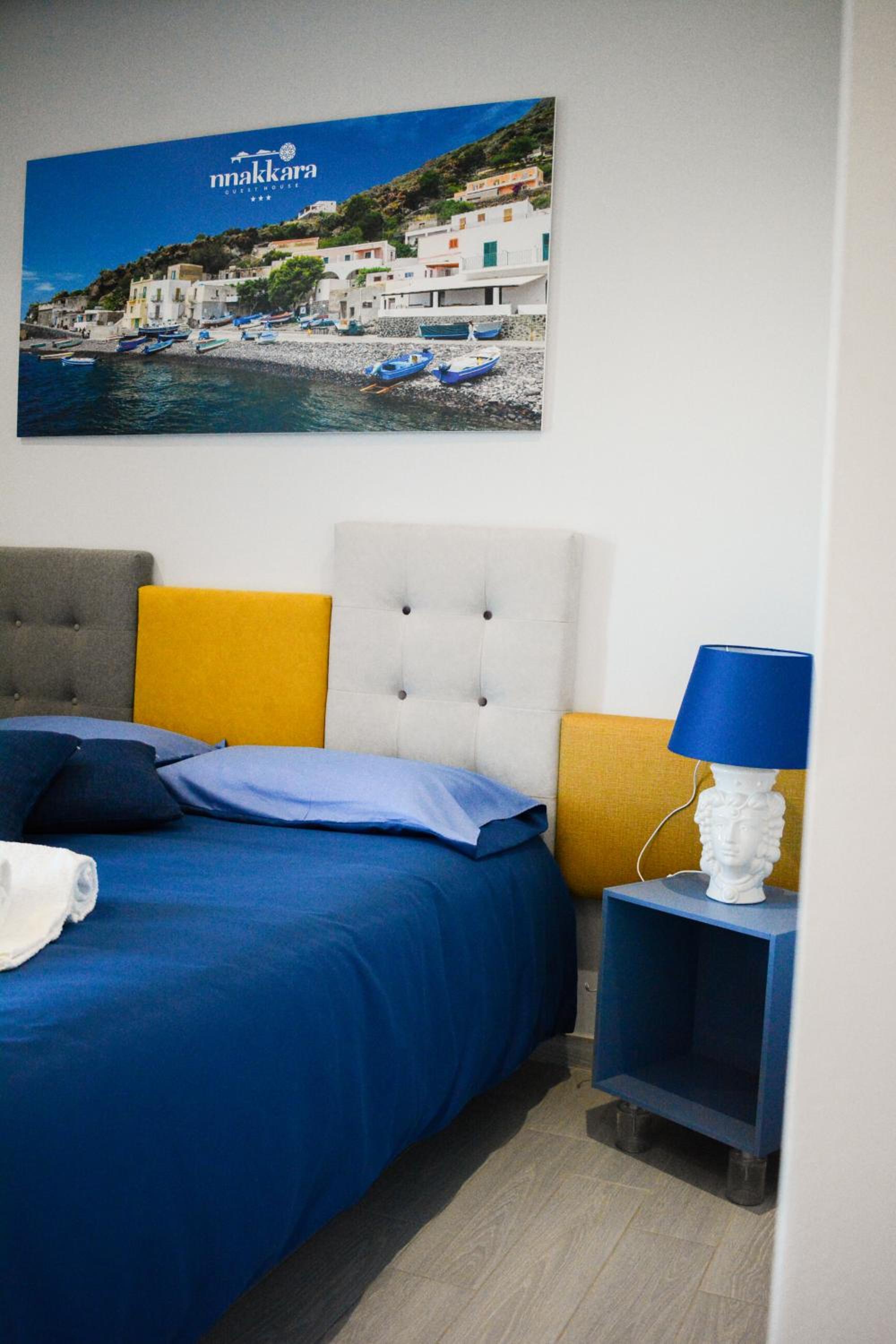Deluxe Double Room with Balcony and Sea View photo 2