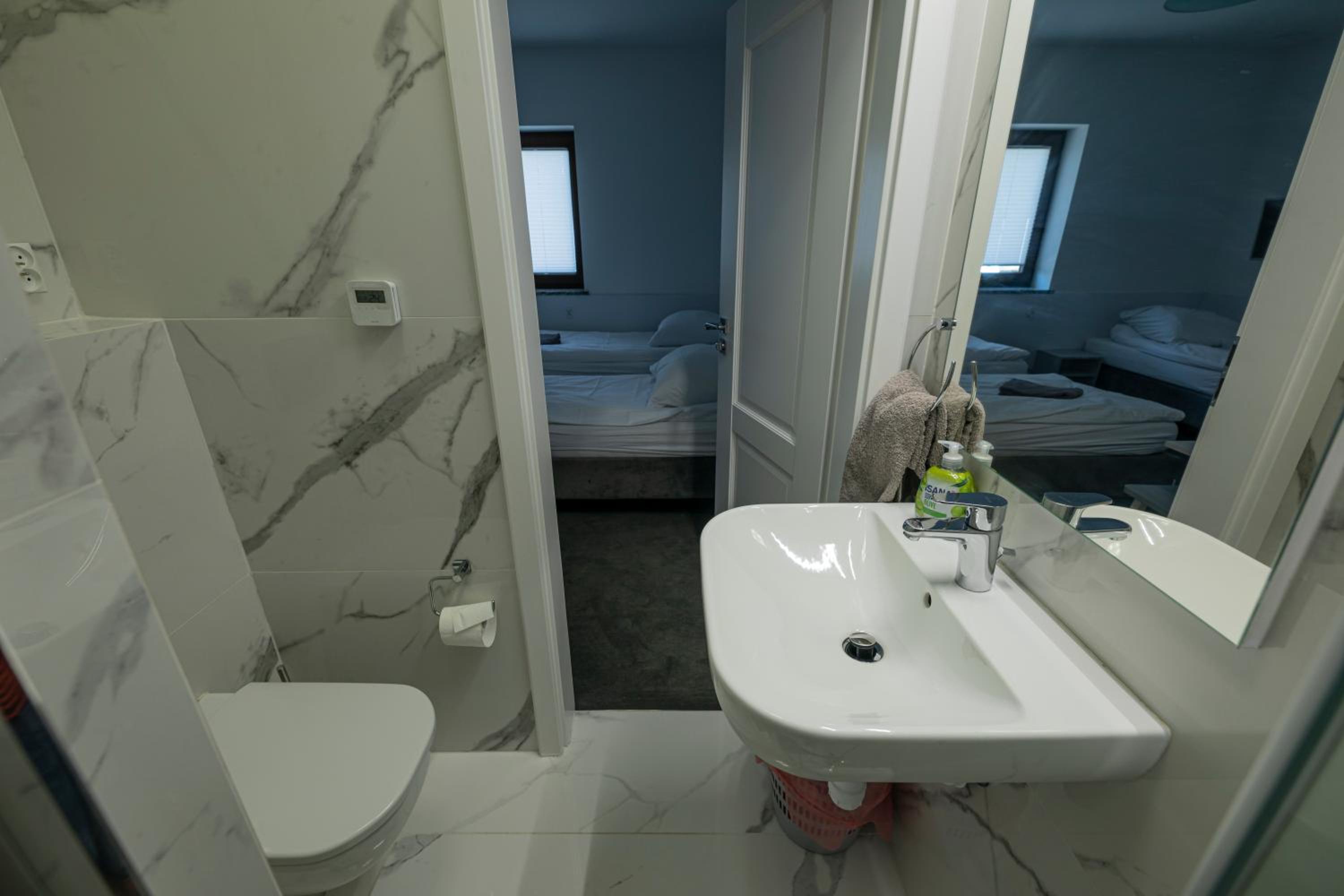 Double Room with Private Bathroom photo 2