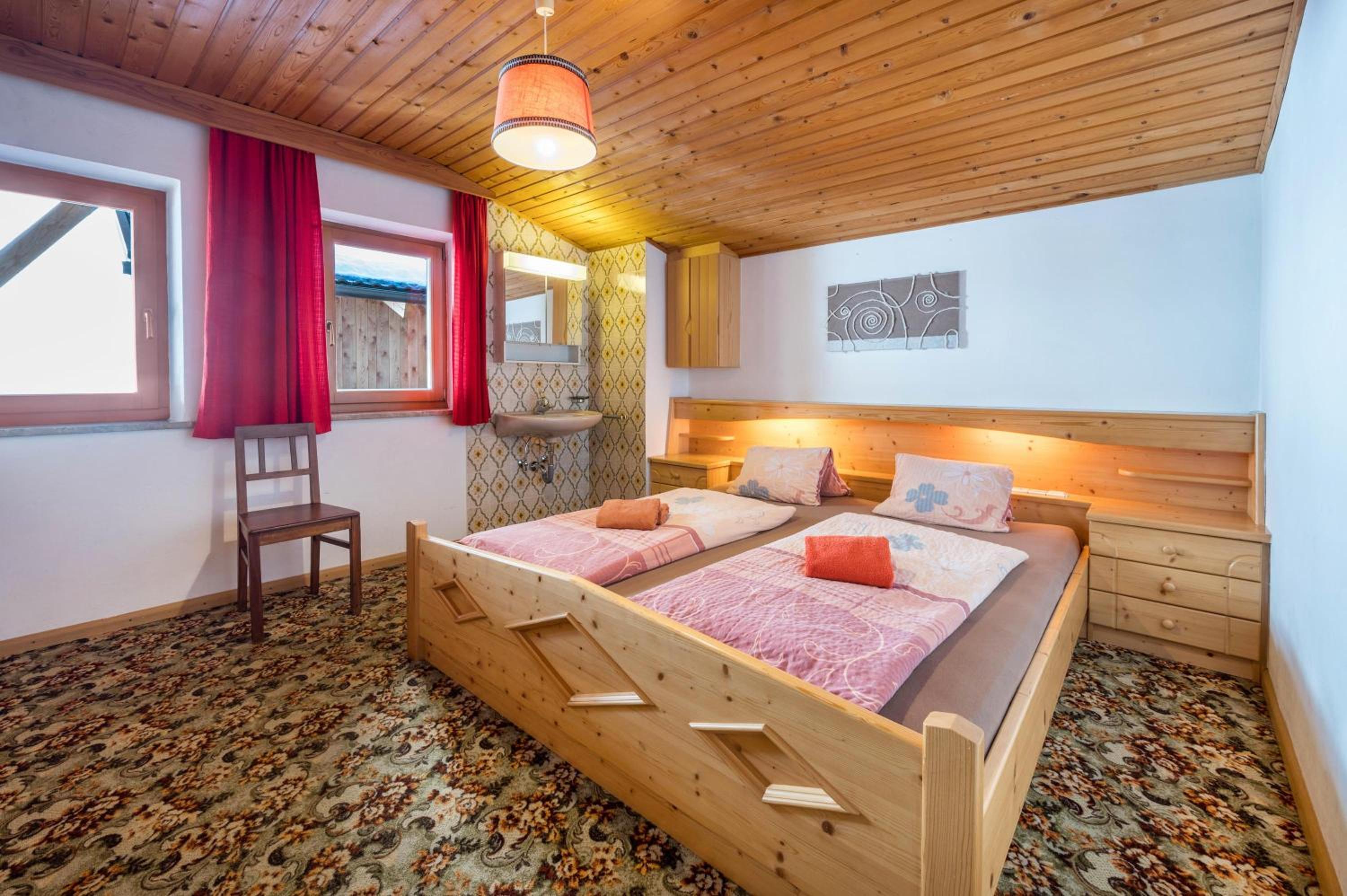 Two-Bedroom Deluxe Apartment with Balcony photo 1