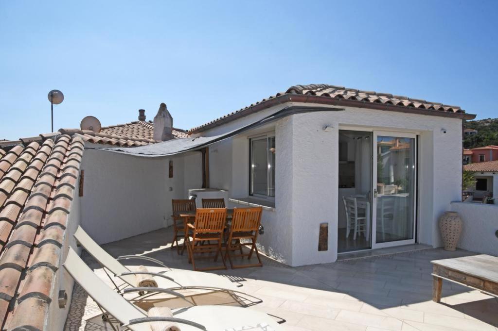 One-Bedroom House photo 3