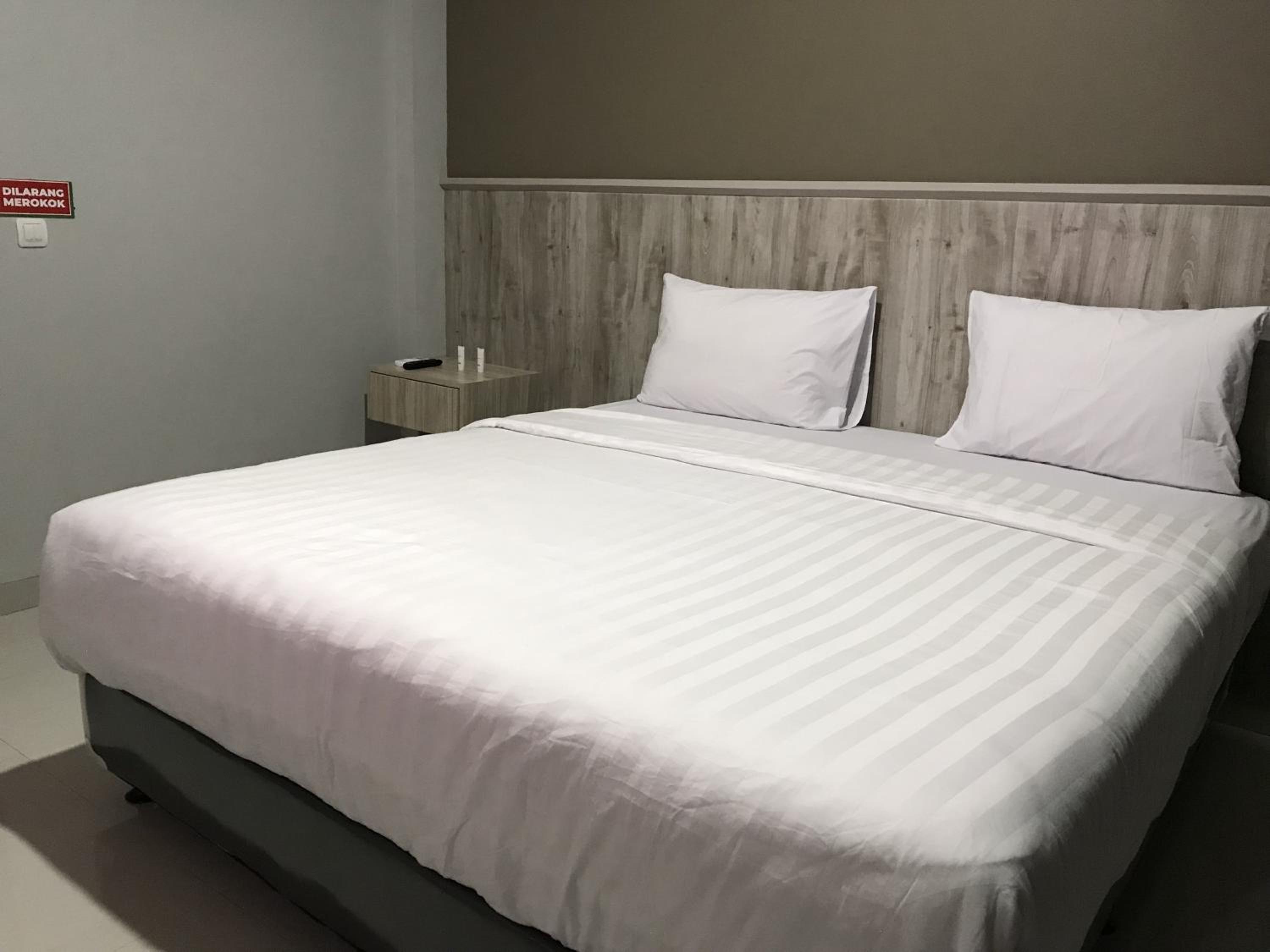 Deluxe Suite - Photo 3