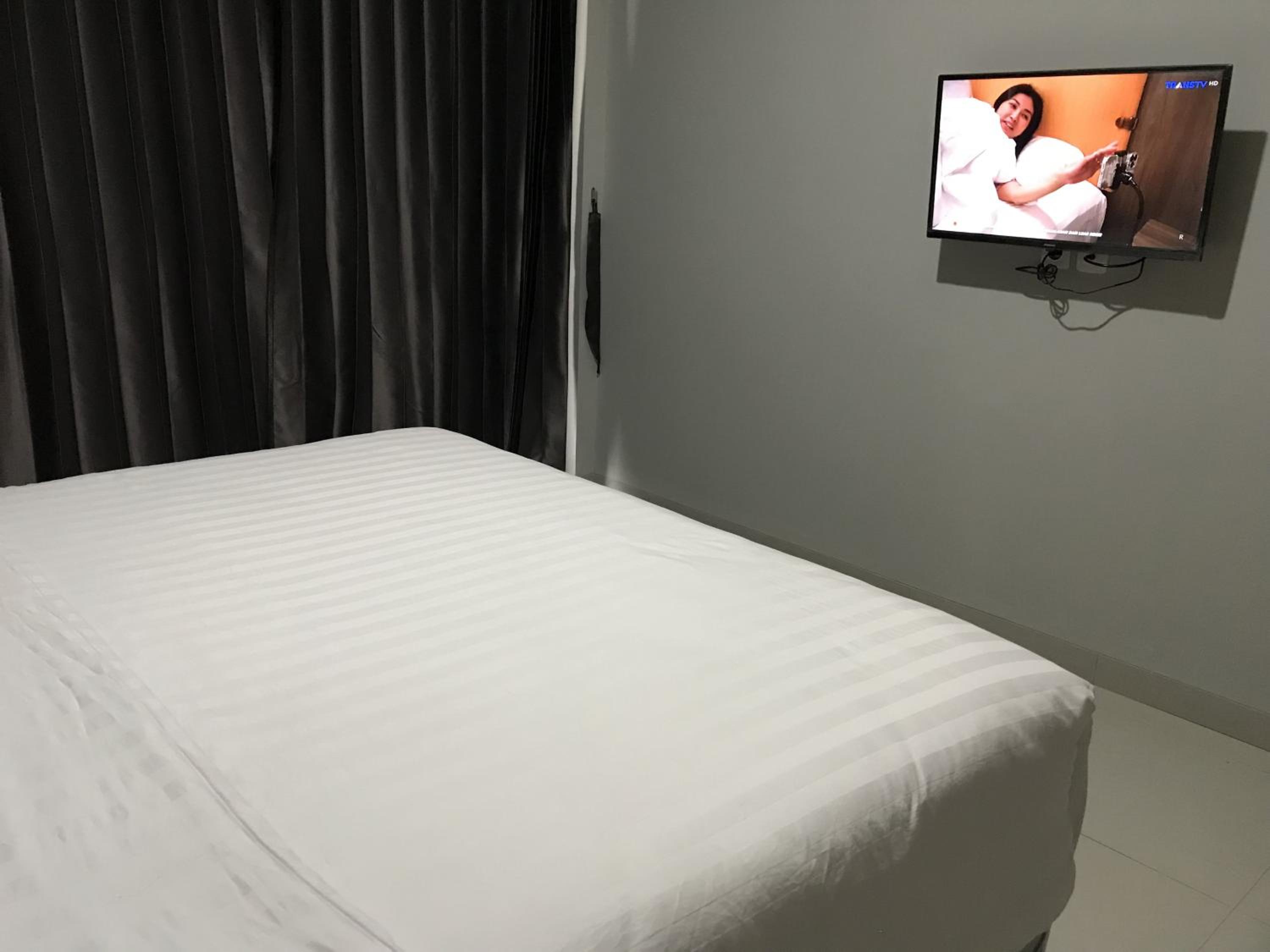 Deluxe Suite - Photo 2