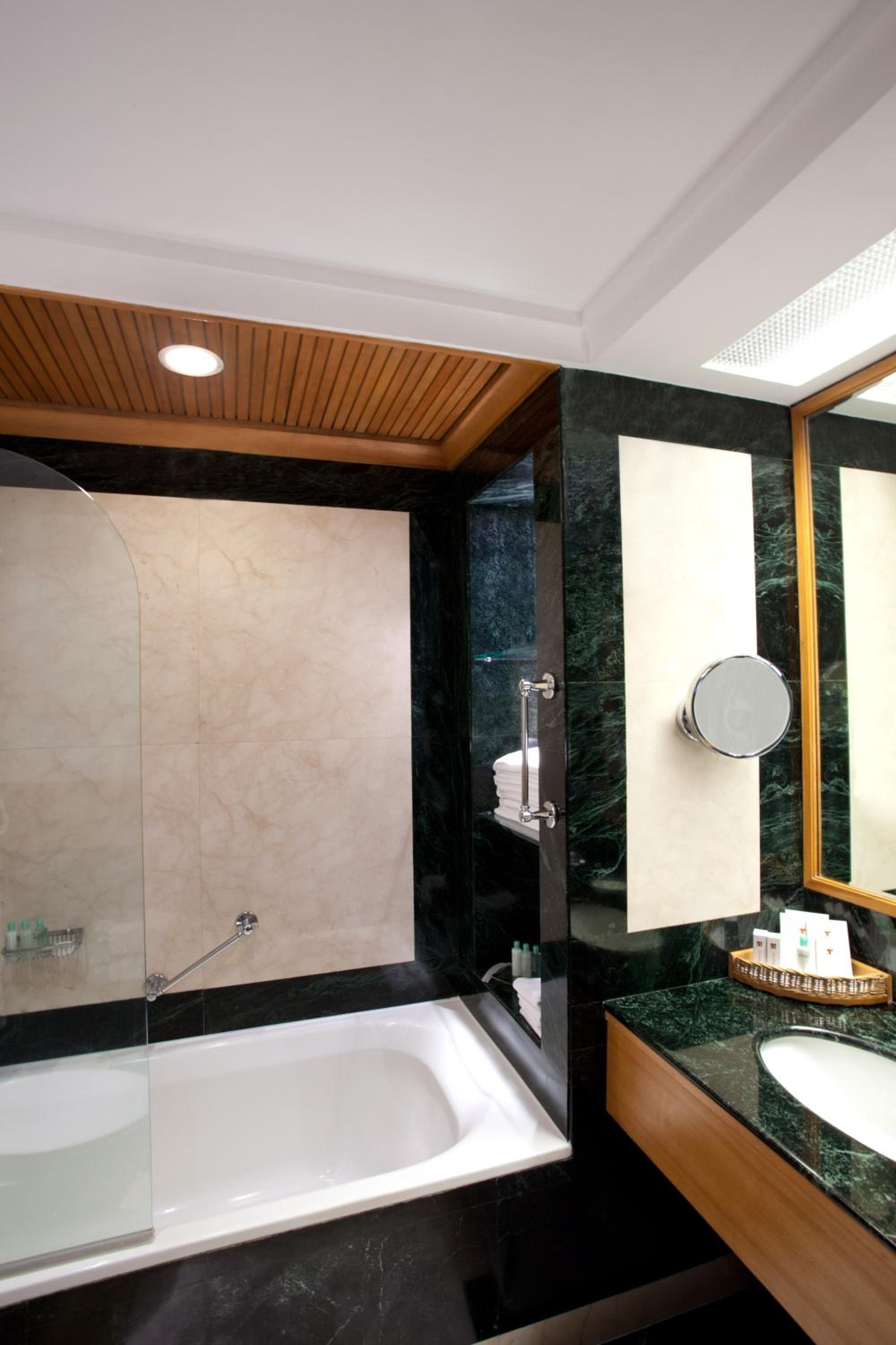 Trident Club Rooms - Photo 5