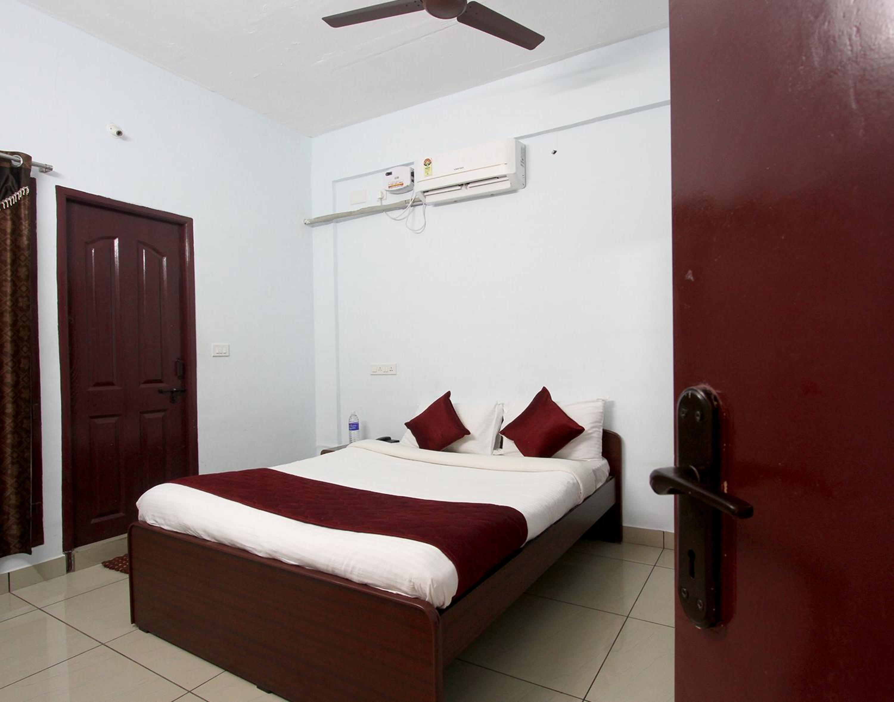 Two-Bedroom Apartment - Photo 1